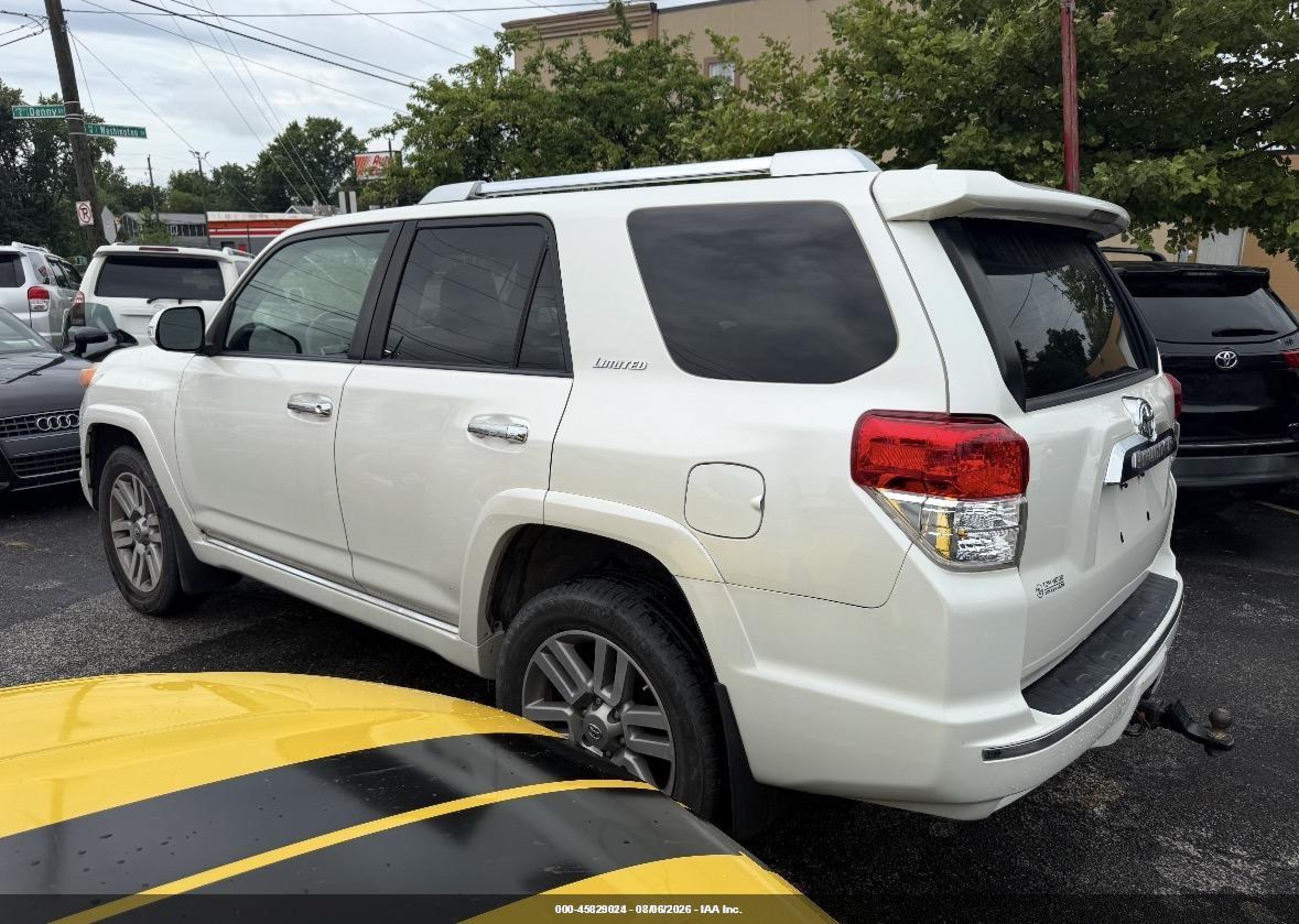 2010 Toyota 4runner Limited V6 White vin: JTEBU5JR2A5023917