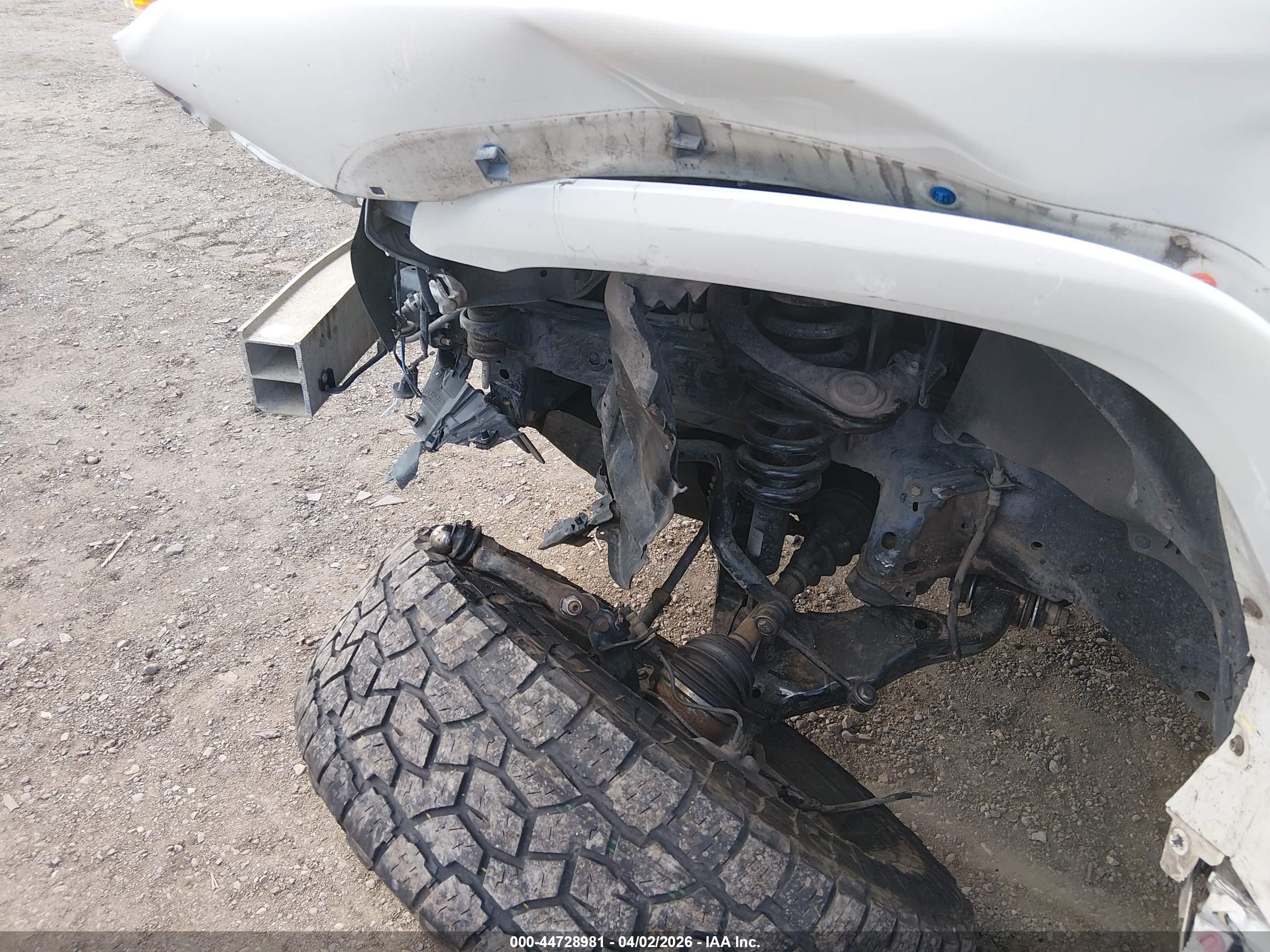 2011 Toyota 4runner Sr5 V6 White vin: JTEBU5JR2B5033882