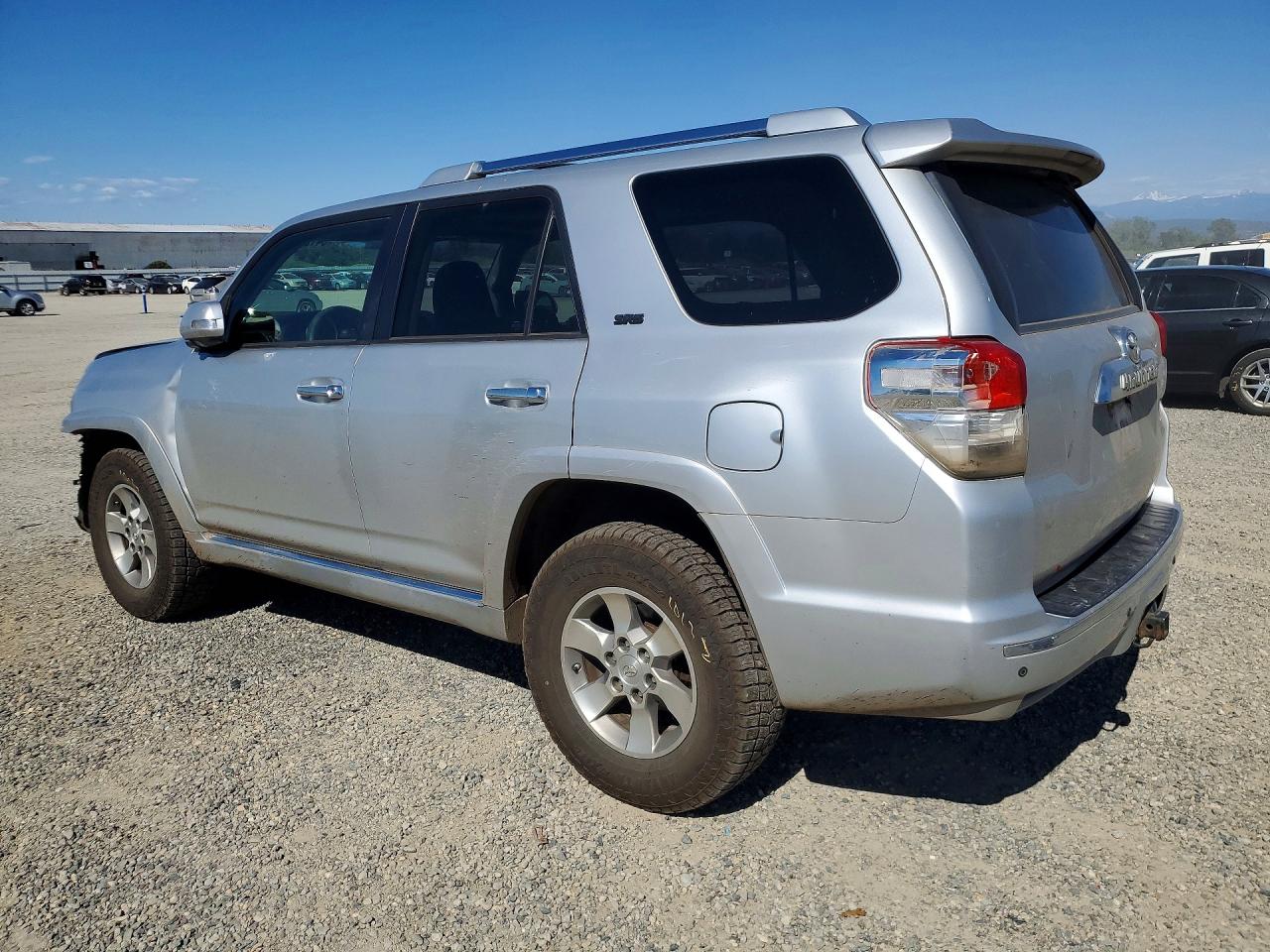 2011 Toyota 4runner Sr5 Silver vin: JTEBU5JR2B5034658