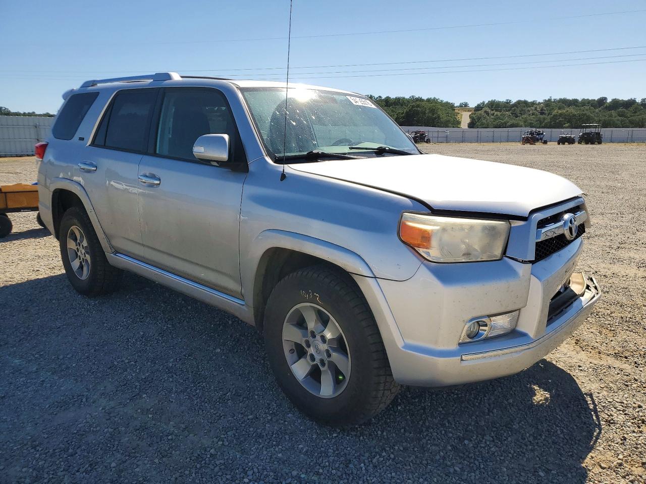 2011 Toyota 4runner Sr5 Silver vin: JTEBU5JR2B5034658
