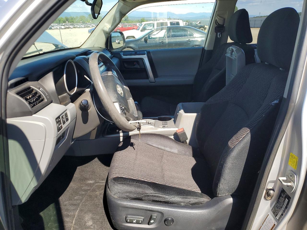 2011 Toyota 4runner Sr5 Silver vin: JTEBU5JR2B5034658