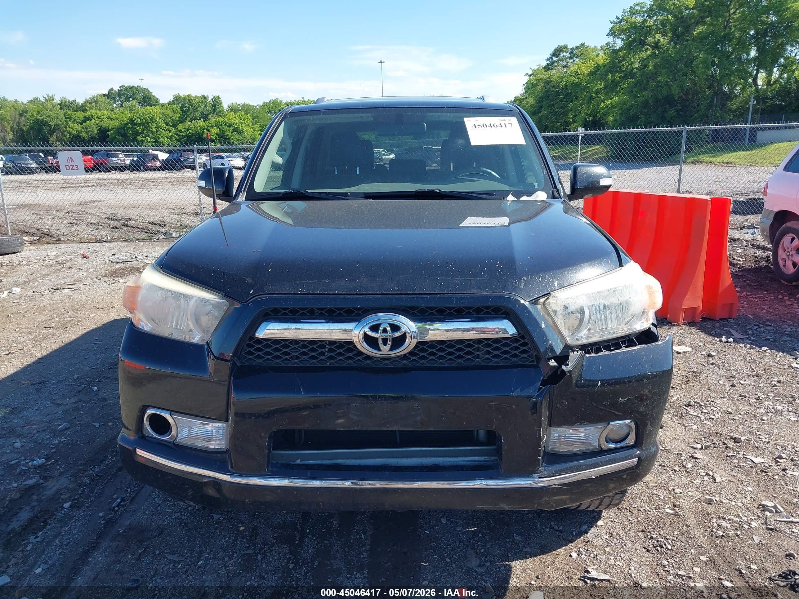 2011 Toyota 4runner Sr5 V6 Черный vin: JTEBU5JR2B5036927