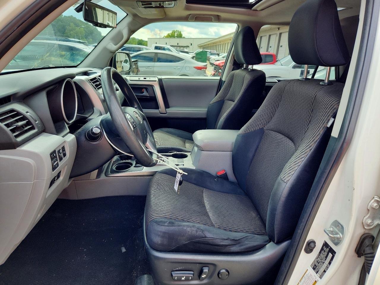 2012 Toyota 4runner Sr5 White vin: JTEBU5JR2C5092819