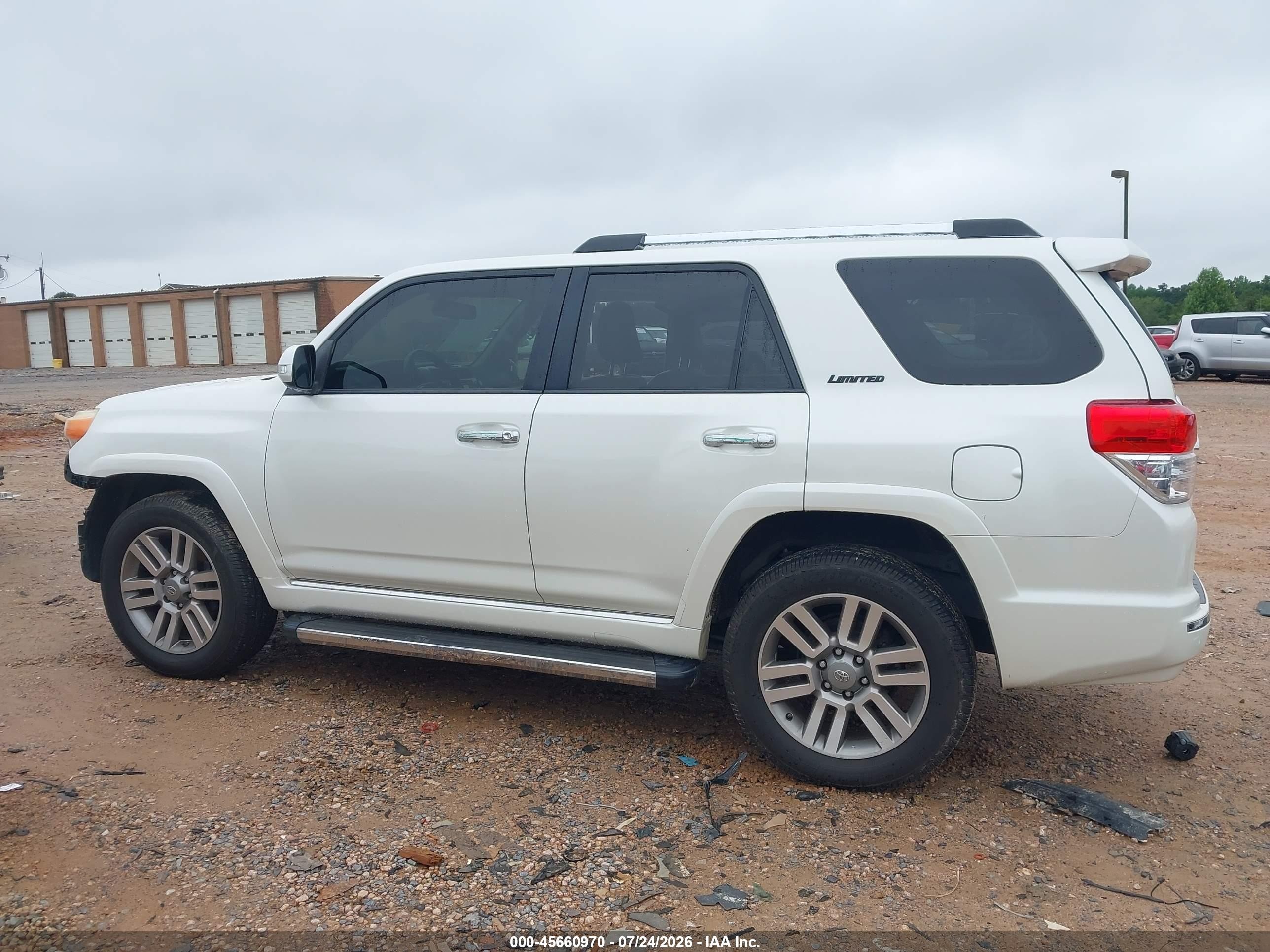 2013 Toyota 4runner Limited White vin: JTEBU5JR2D5138876