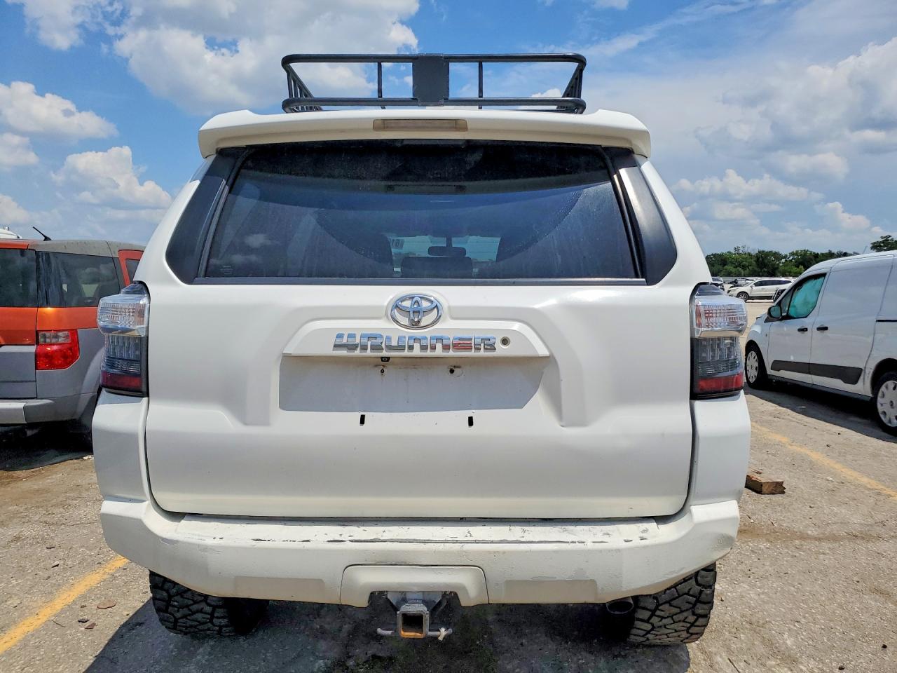 2014 Toyota 4runner Sr5 Белый vin: JTEBU5JR2E5177517