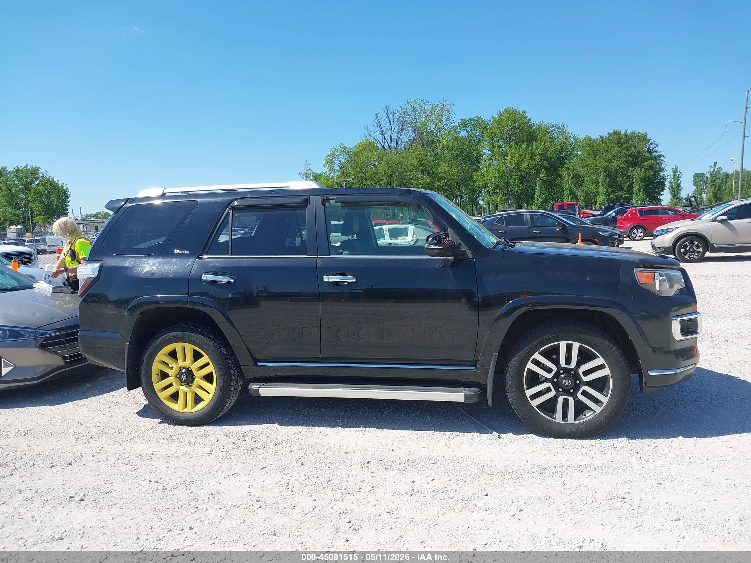 2014 Toyota 4runner Sr5 V6 Black vin: JTEBU5JR2E5180823