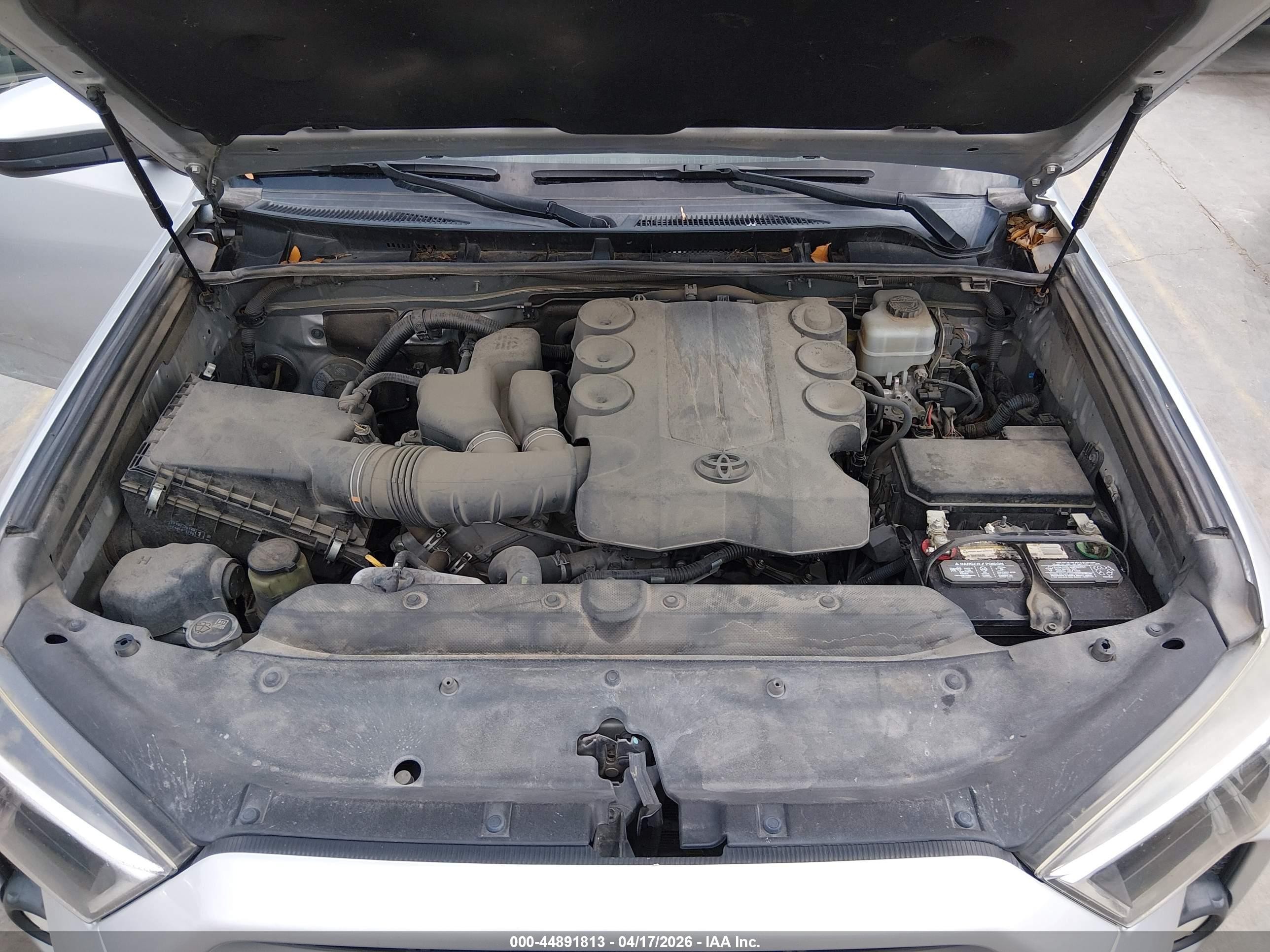 2015 Toyota 4runner Sr5 Silver vin: JTEBU5JR2F5265274