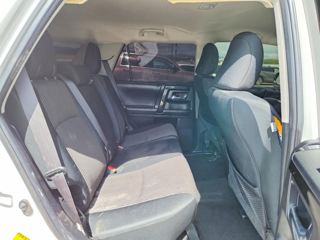 2016 Toyota 4runner Trail White vin: JTEBU5JR2G5345126
