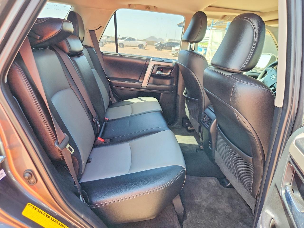 2018 Toyota 4runner Gray vin: JTEBU5JR2J5524113