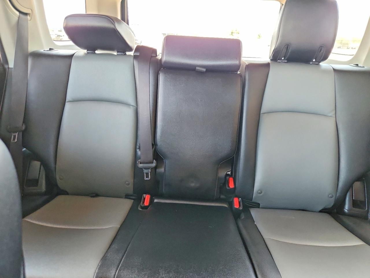 2018 Toyota 4runner Gray vin: JTEBU5JR2J5524113
