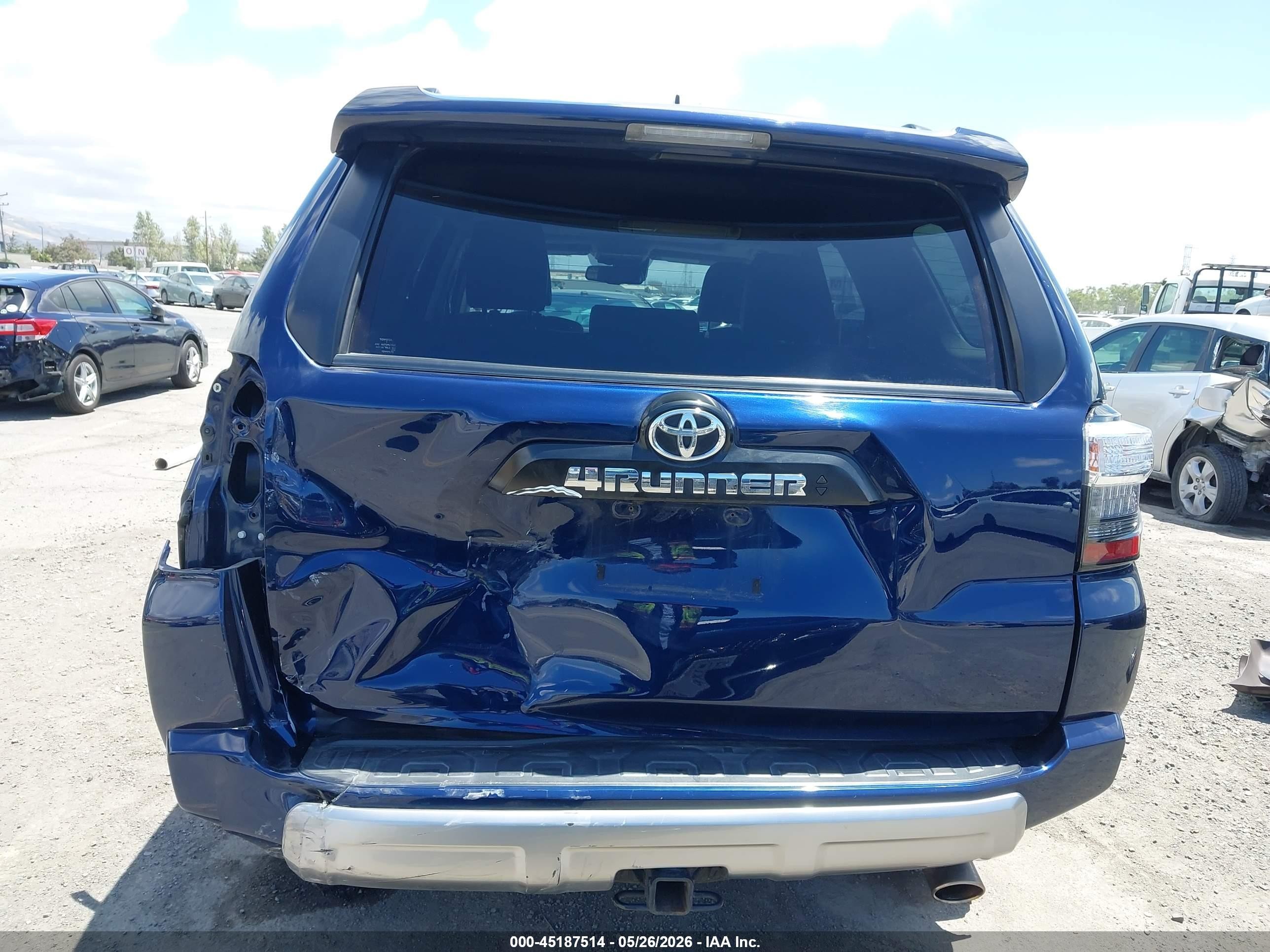 2020 Toyota 4runner Trd Off Road Premium Blue vin: JTEBU5JR2L5831560