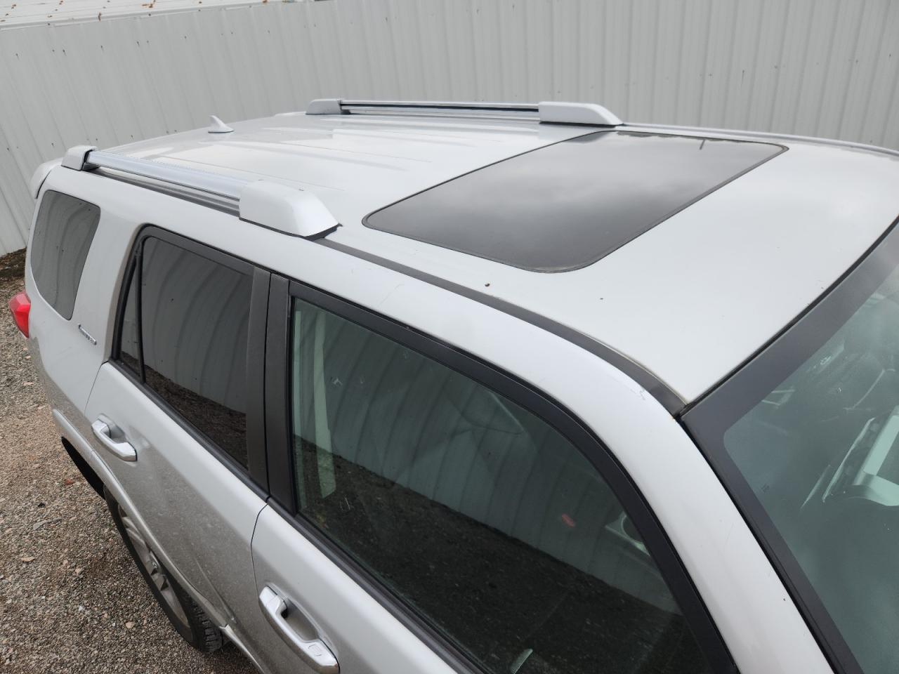 2010 Toyota 4runner Limited Silver vin: JTEBU5JR3A5003319 Damage: Roof, Chipped, 4