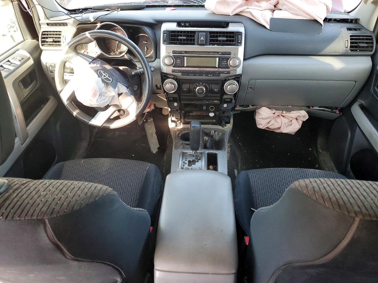 2010 Toyota 4runner Sr5 Red vin: JTEBU5JR3A5025434