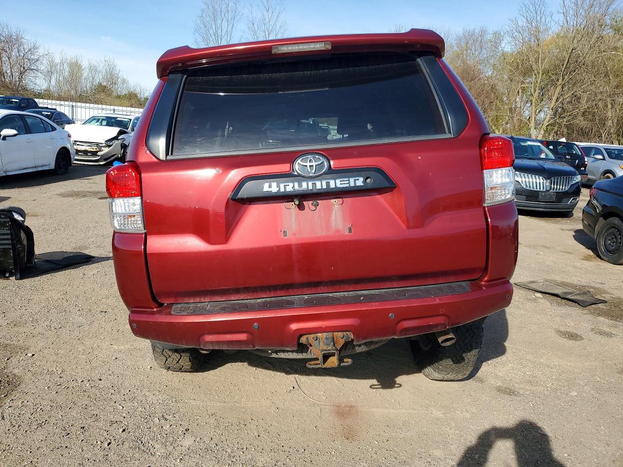 2010 Toyota 4runner Sr5 Red vin: JTEBU5JR3A5025434