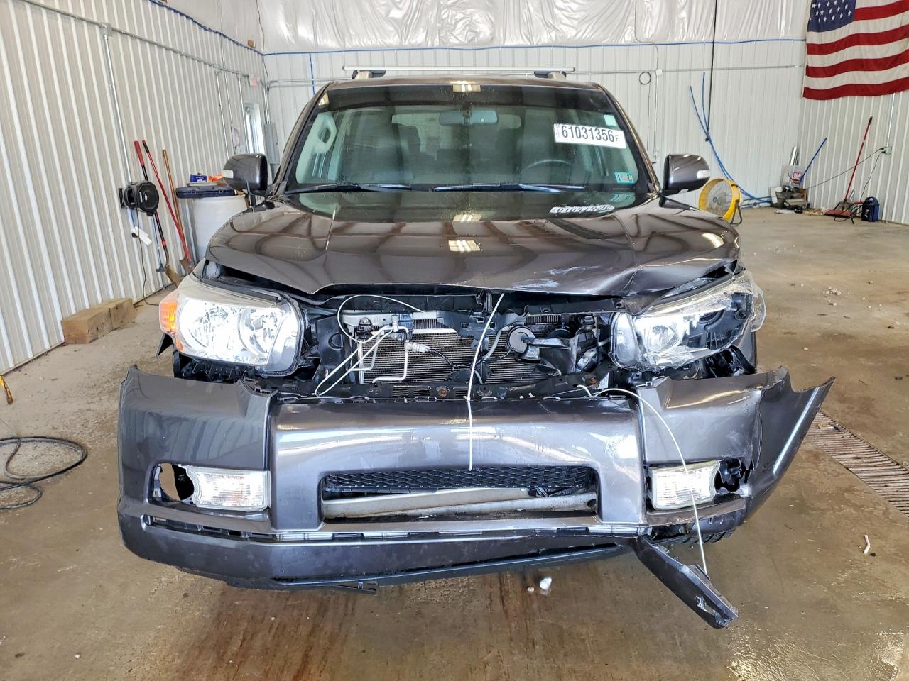 2011 Toyota 4runner Sr5 Серый vin: JTEBU5JR3B5044891