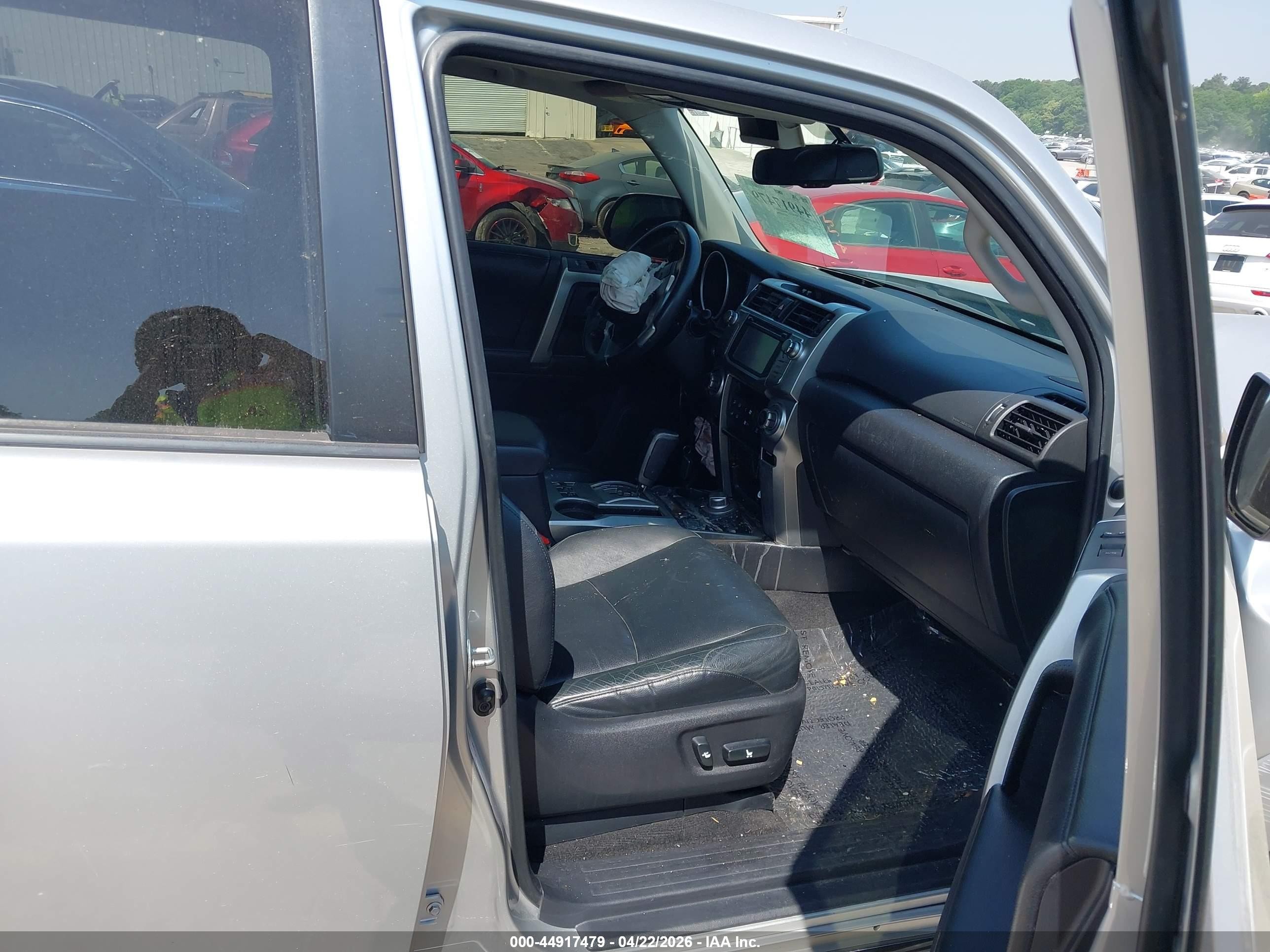 2013 Toyota 4runner Limited Silver vin: JTEBU5JR3D5131161