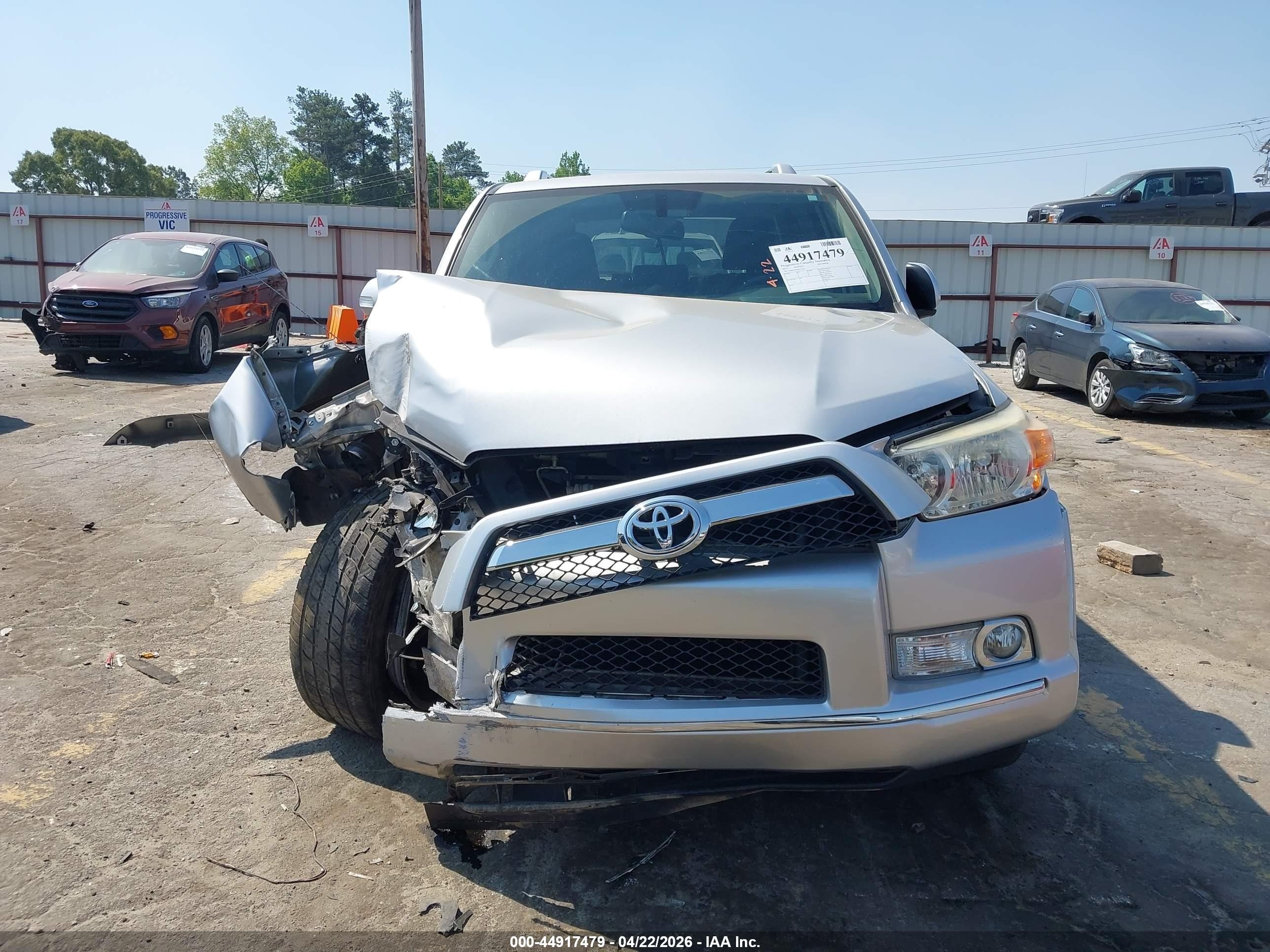 2013 Toyota 4runner Limited Silver vin: JTEBU5JR3D5131161