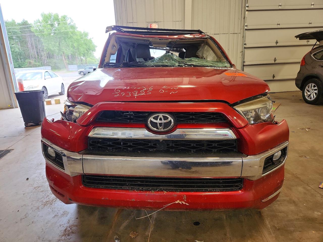 2014 Toyota 4runner Limited Red vin: JTEBU5JR3E5194763