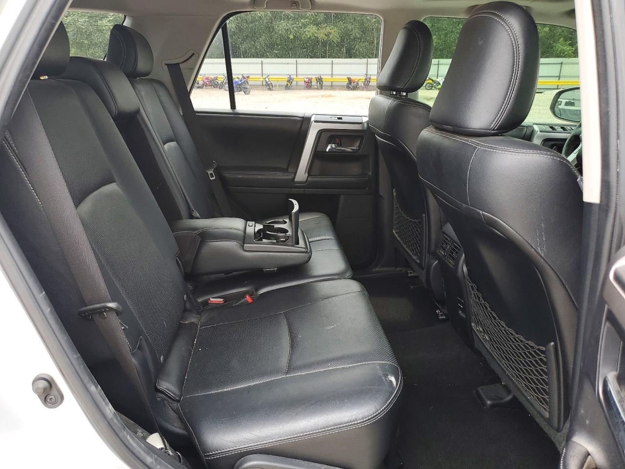 2014 Toyota 4runner Limited Silver vin: JTEBU5JR3E5201520