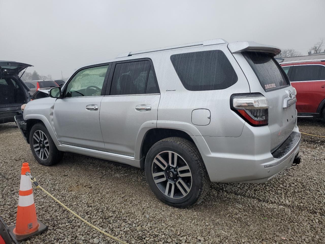 2014 Toyota 4runner Sr5 Silver vin: JTEBU5JR3E5201727