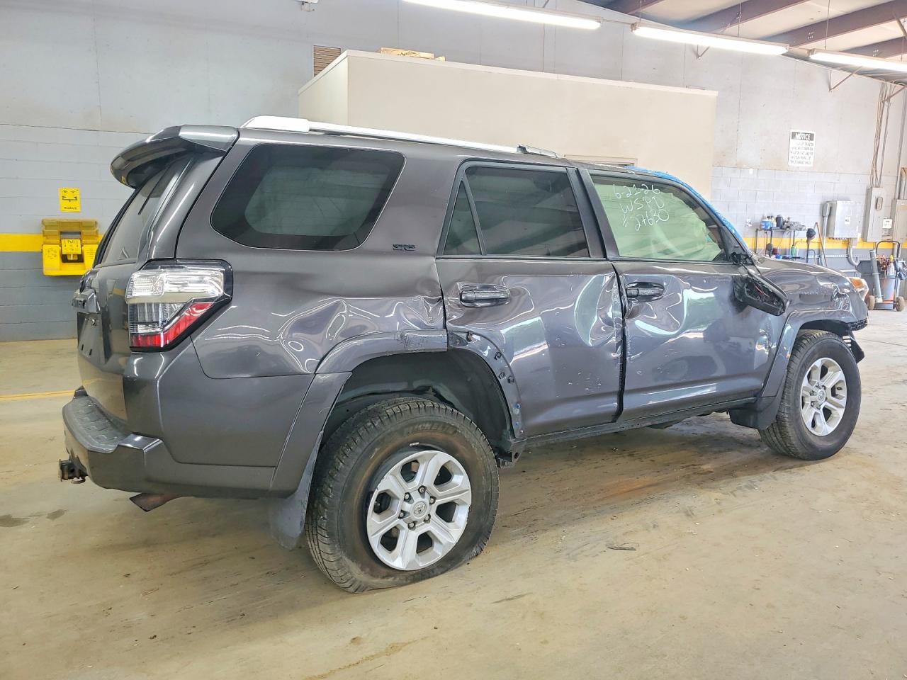 2015 Toyota 4runner Sr5 Gray vin: JTEBU5JR3F5208436