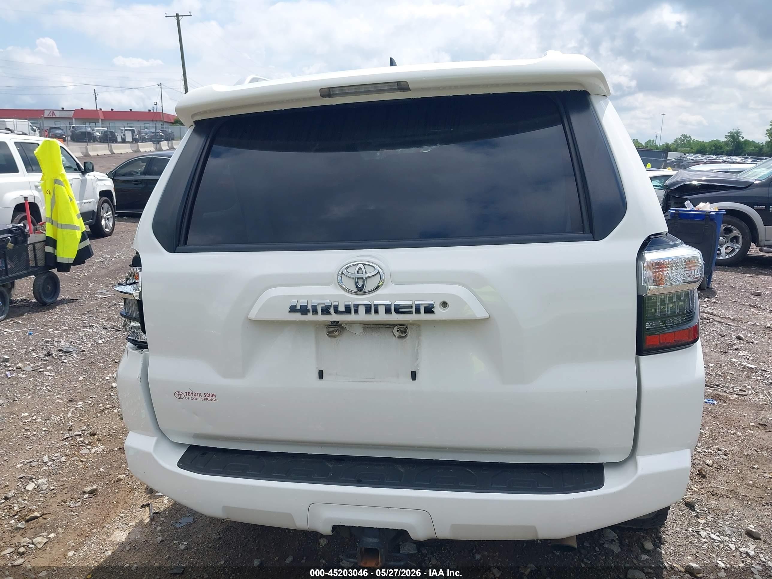 2016 Toyota 4runner Sr5 Premium White vin: JTEBU5JR3G5309137