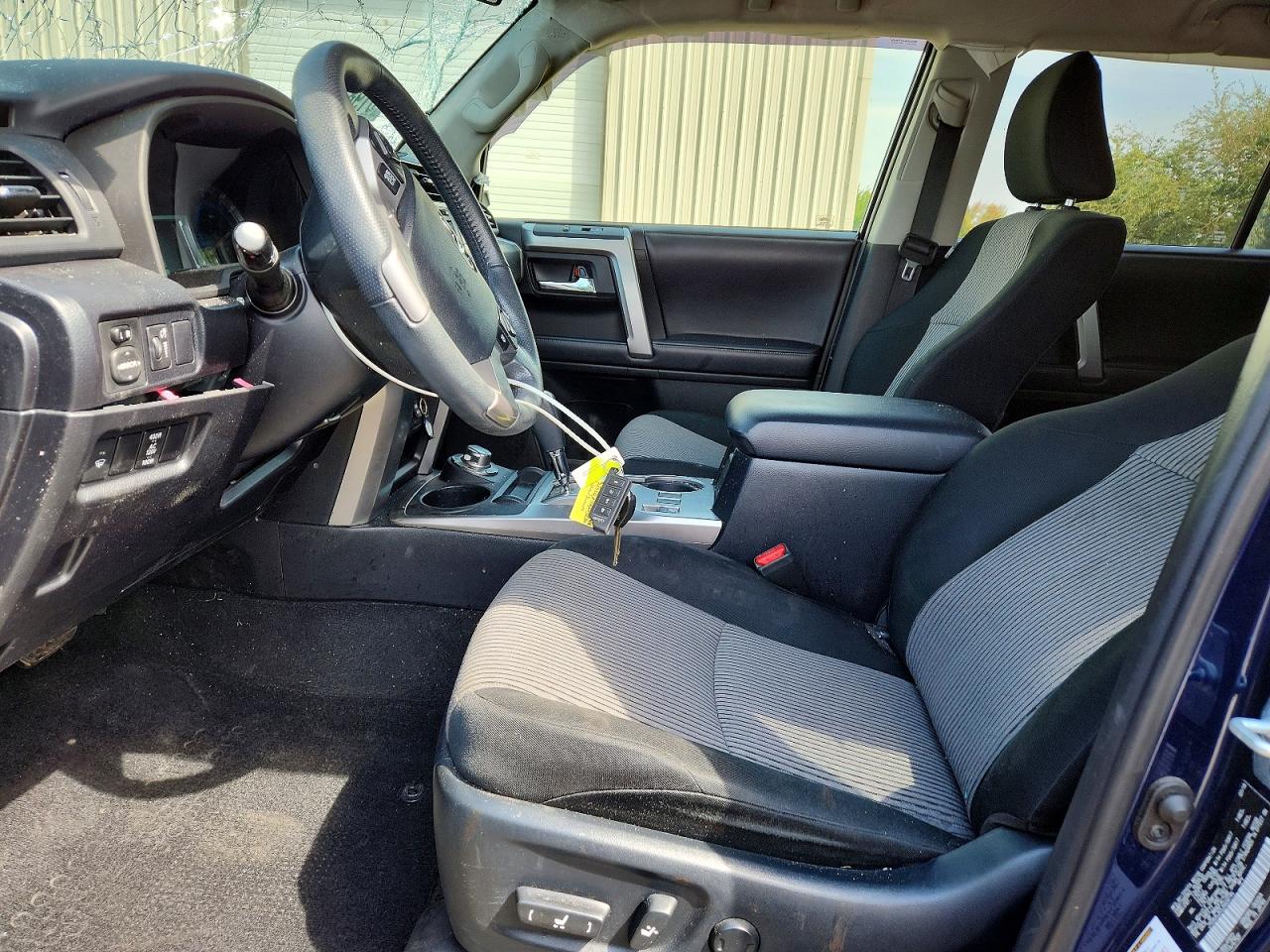 2018 Toyota 4runner Sr5 Blue vin: JTEBU5JR3J5604195