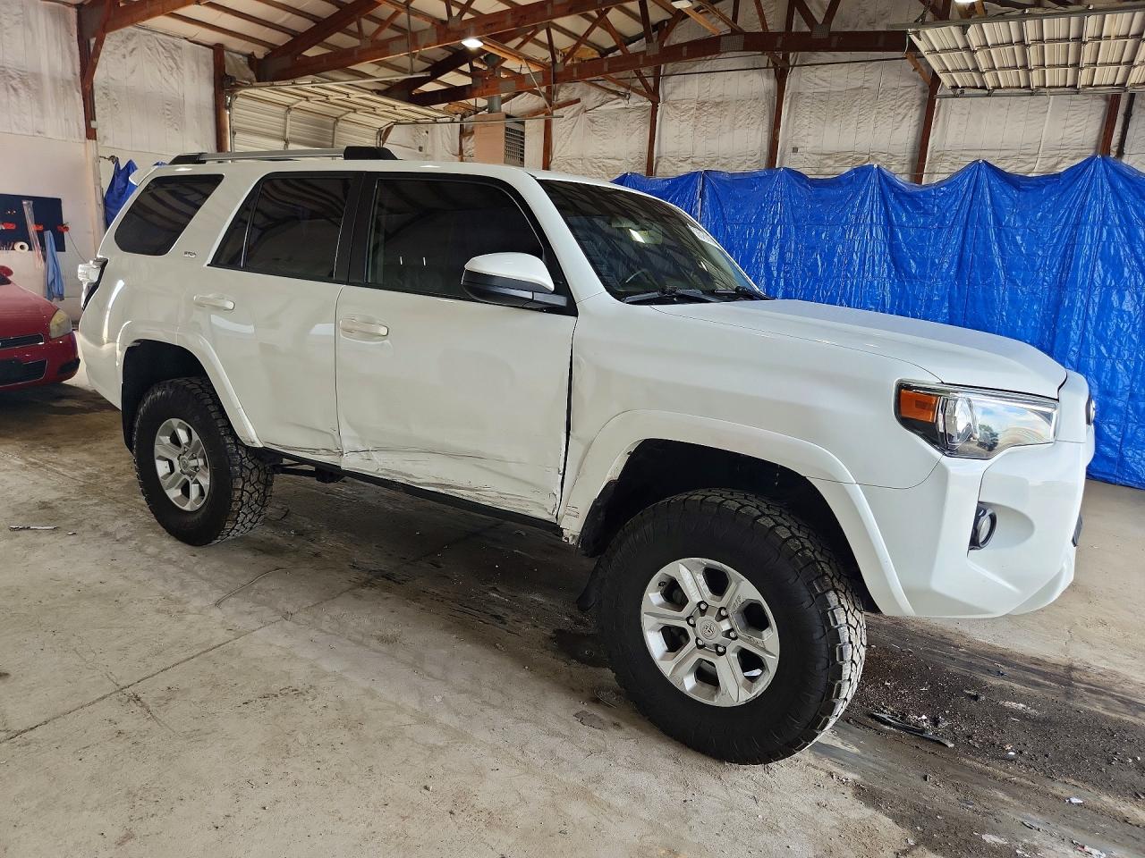 2020 Toyota 4runner Sr5 White vin: JTEBU5JR3L5802360