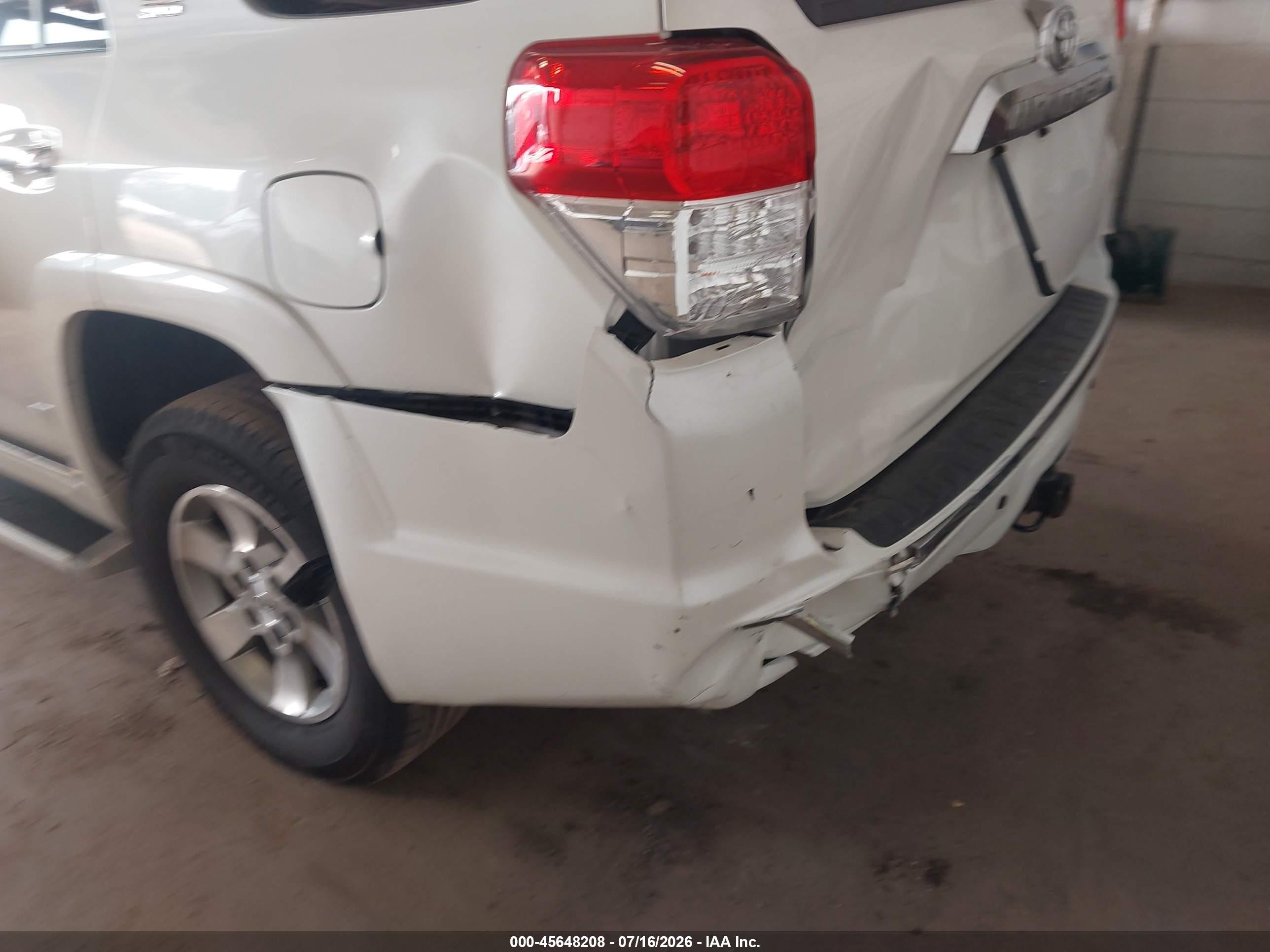 2010 Toyota 4runner Sr5 V6 White vin: JTEBU5JR4A5027404