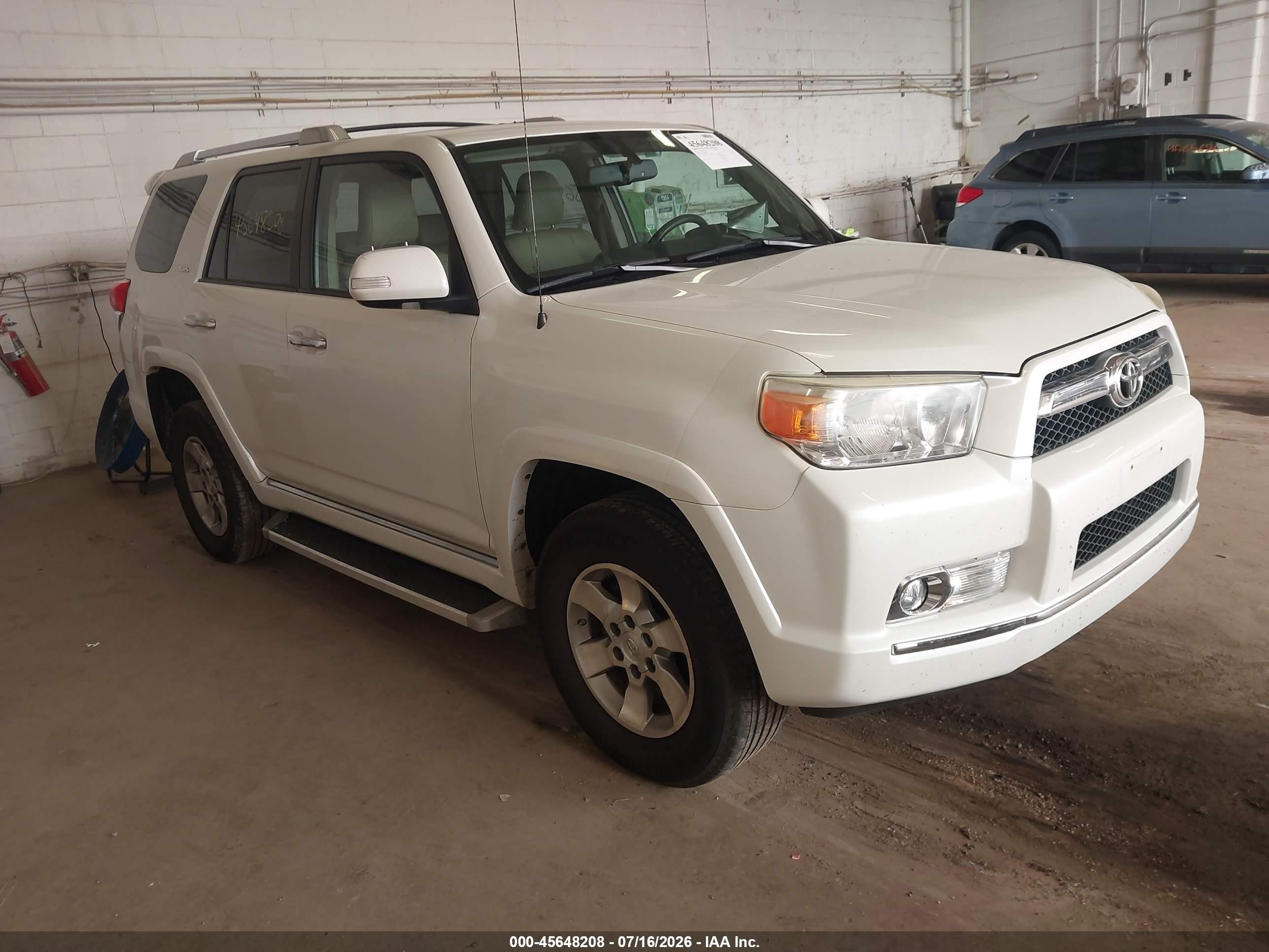 2010 Toyota 4runner Sr5 V6 White vin: JTEBU5JR4A5027404