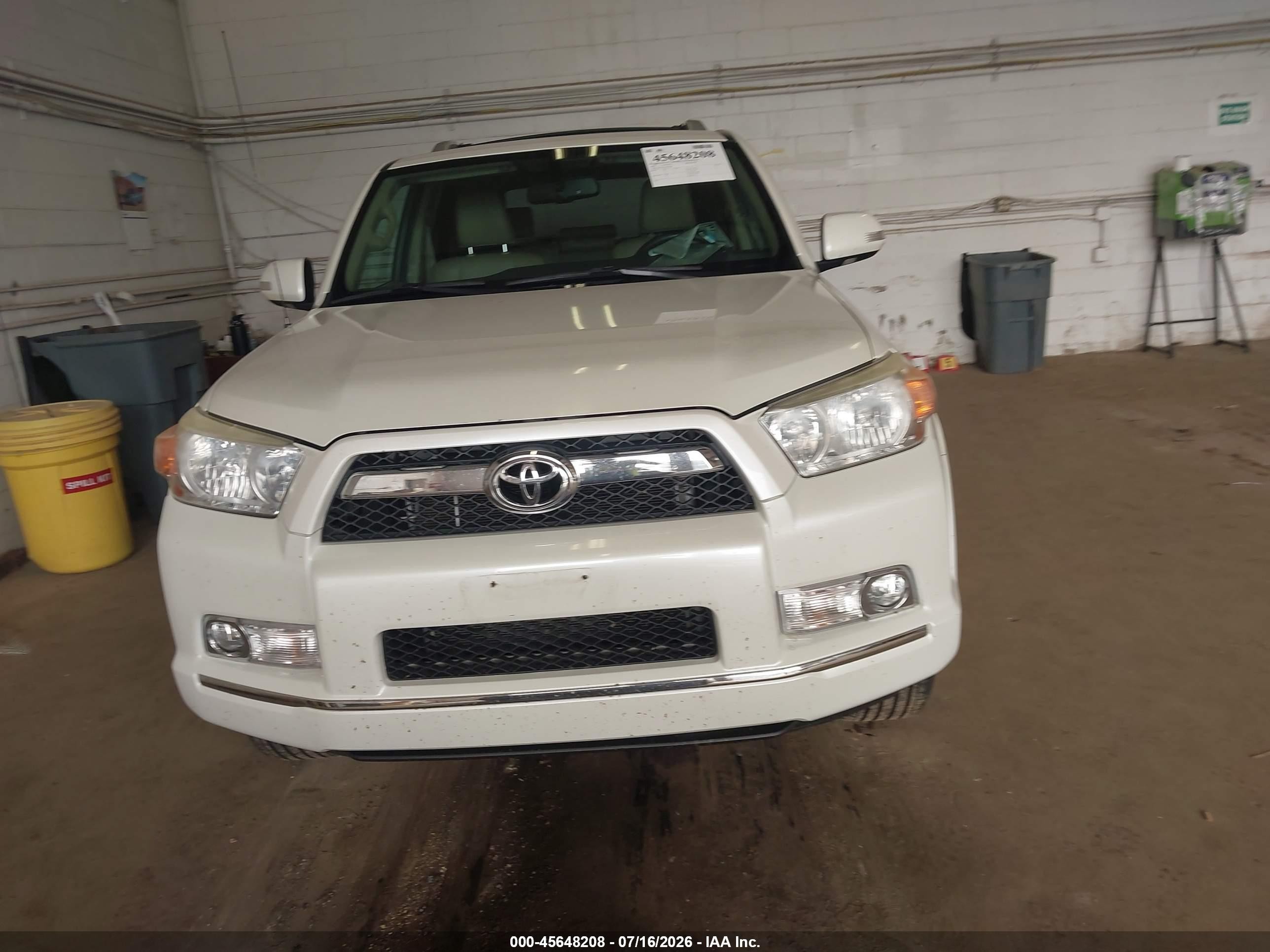 2010 Toyota 4runner Sr5 V6 White vin: JTEBU5JR4A5027404