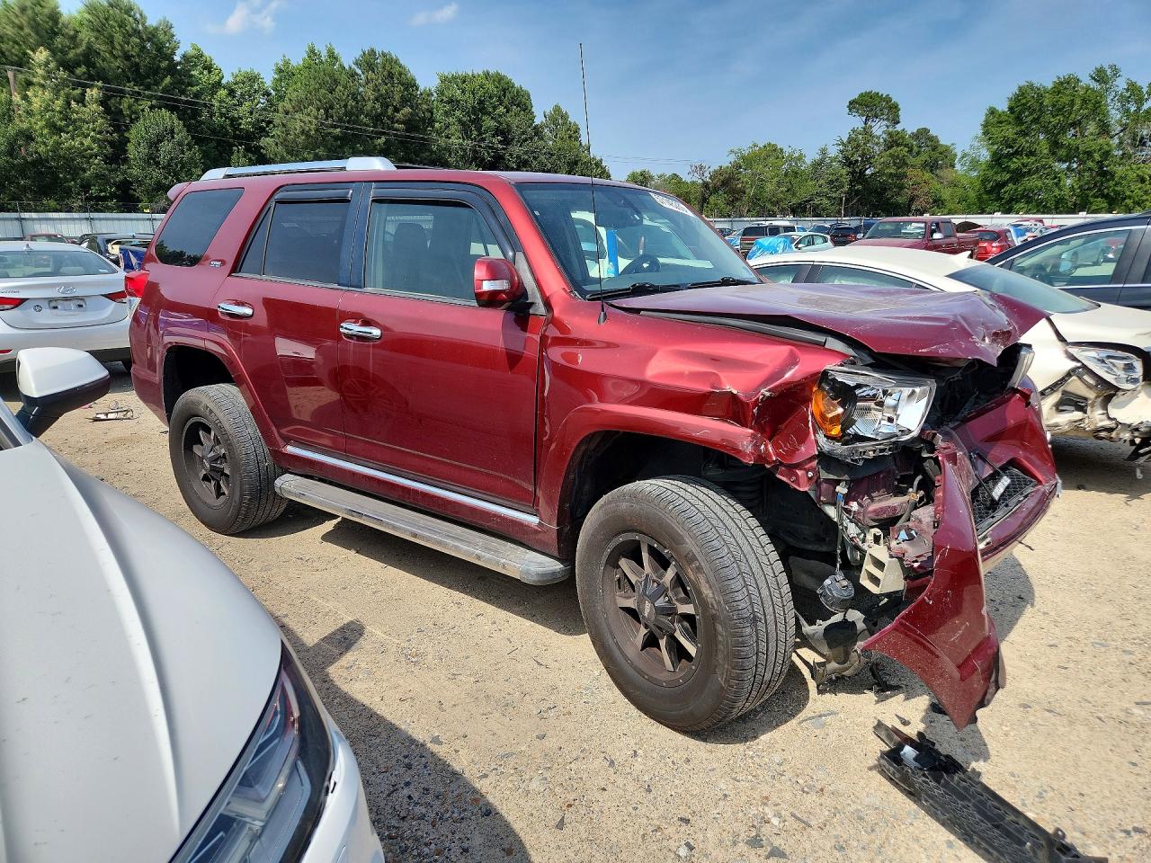 2011 Toyota 4runner Sr5 Burgundy vin: JTEBU5JR4B5038971