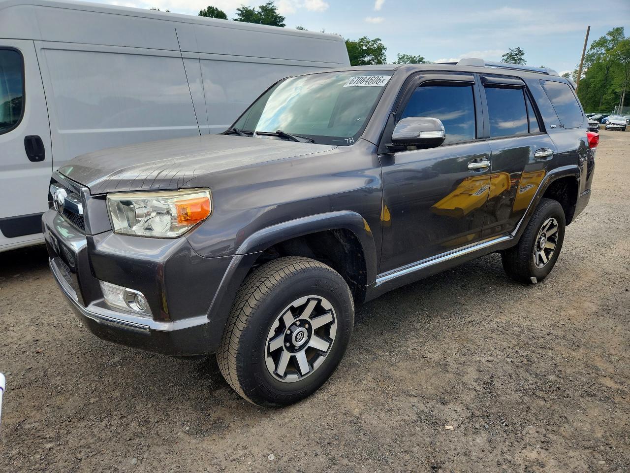 2011 Toyota 4runner Sr5 Gray vin: JTEBU5JR4B5041384
