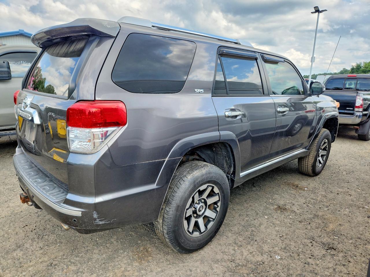2011 Toyota 4runner Sr5 Gray vin: JTEBU5JR4B5041384