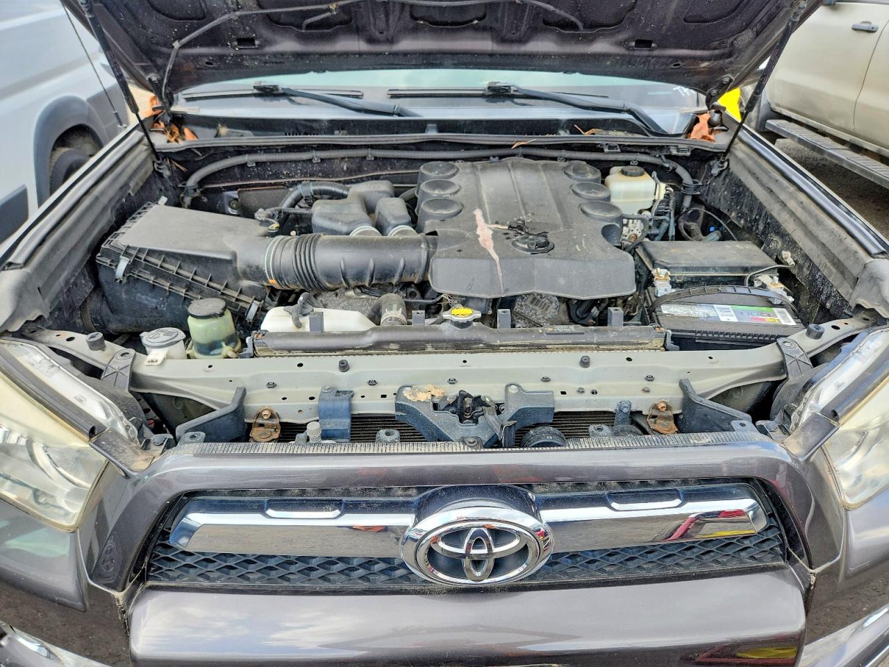 2011 Toyota 4runner Sr5 Gray vin: JTEBU5JR4B5041384