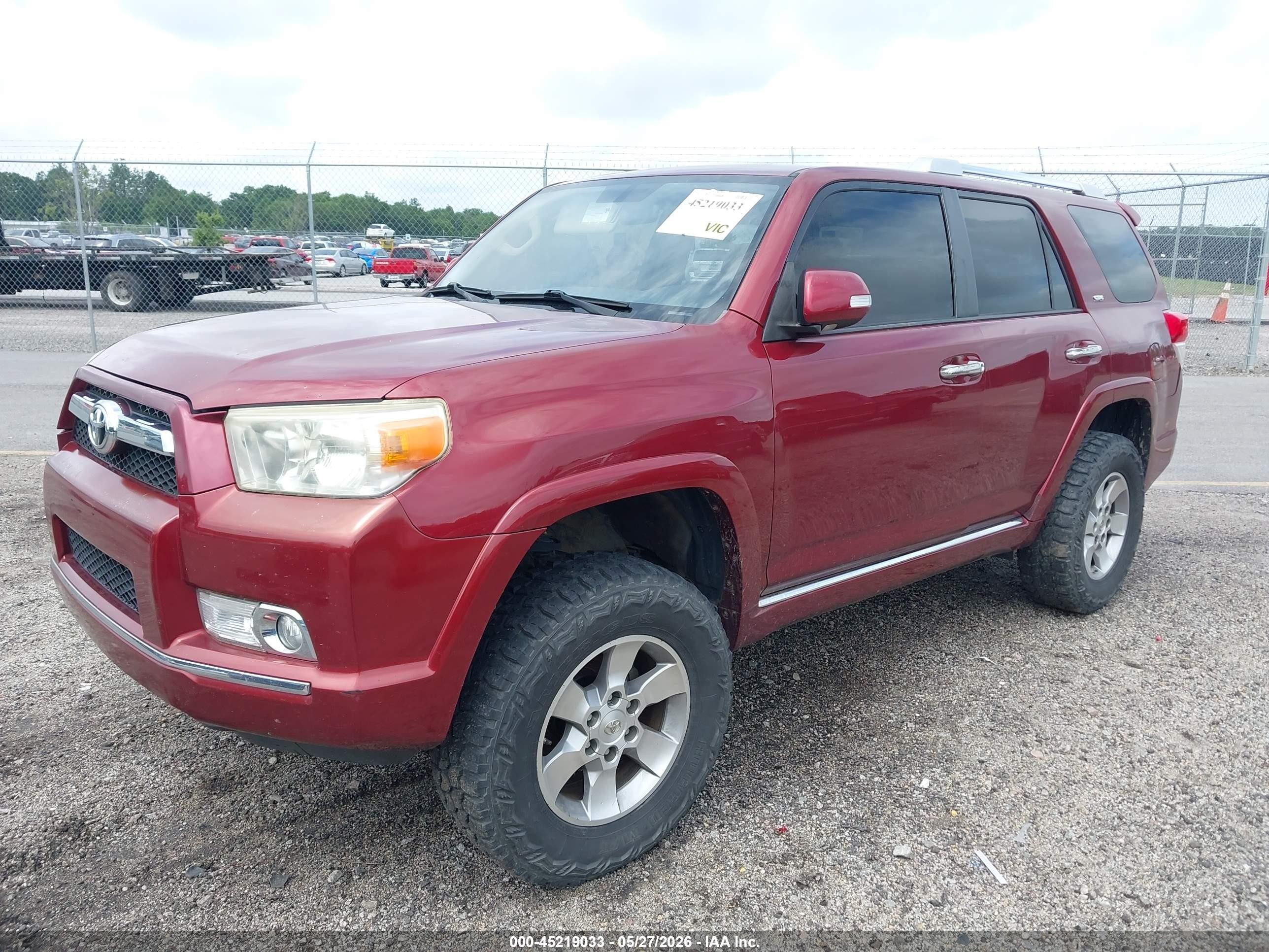 2011 Toyota 4runner Sr5 V6 Red vin: JTEBU5JR4B5042227