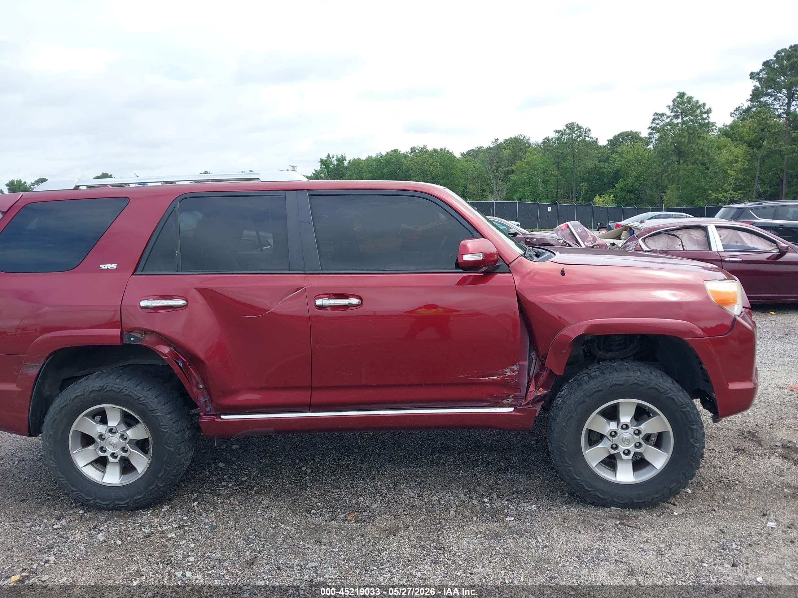 2011 Toyota 4runner Sr5 V6 Red vin: JTEBU5JR4B5042227