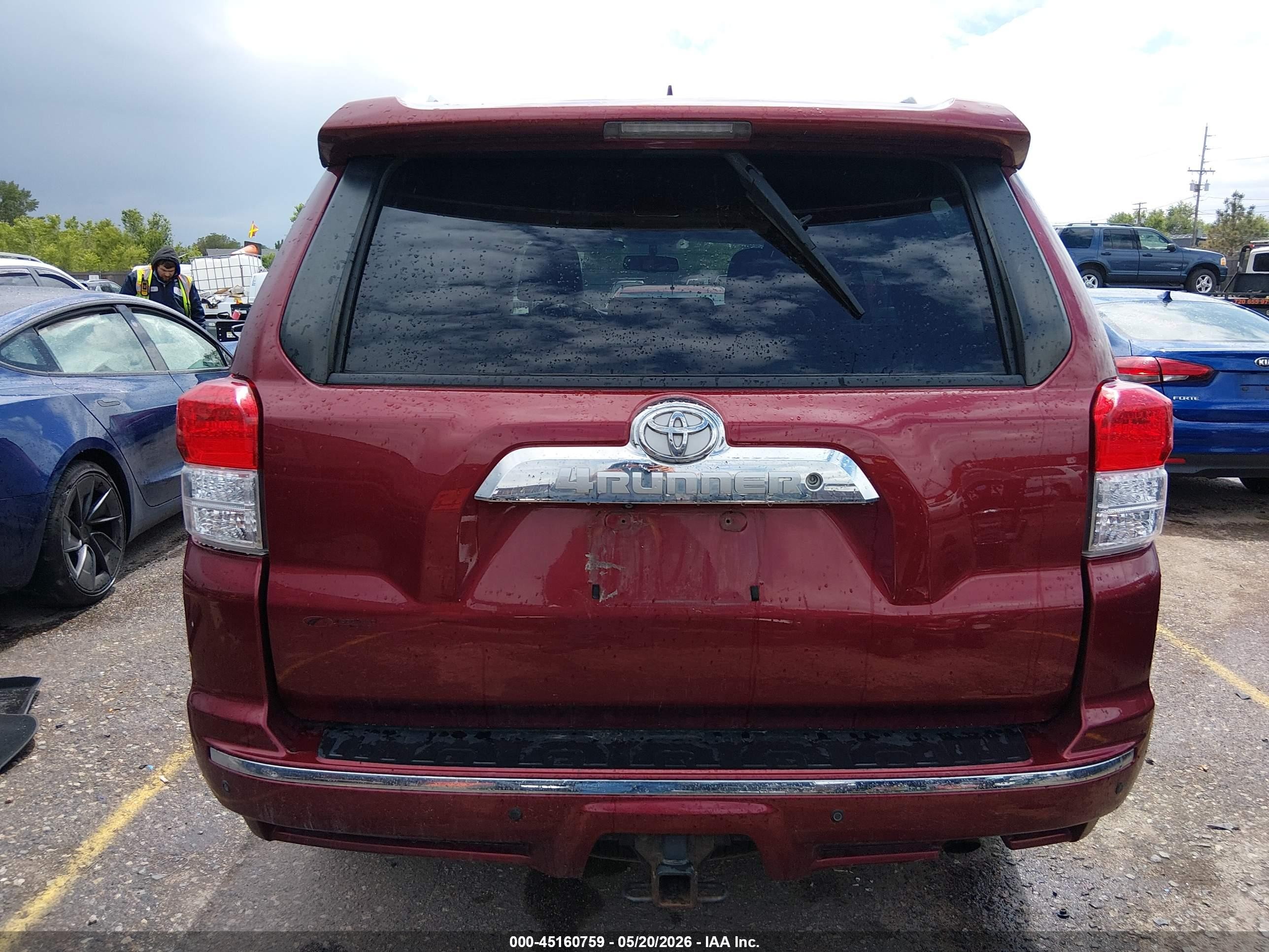 2011 Toyota 4runner Sr5 V6 Red vin: JTEBU5JR4B5051543