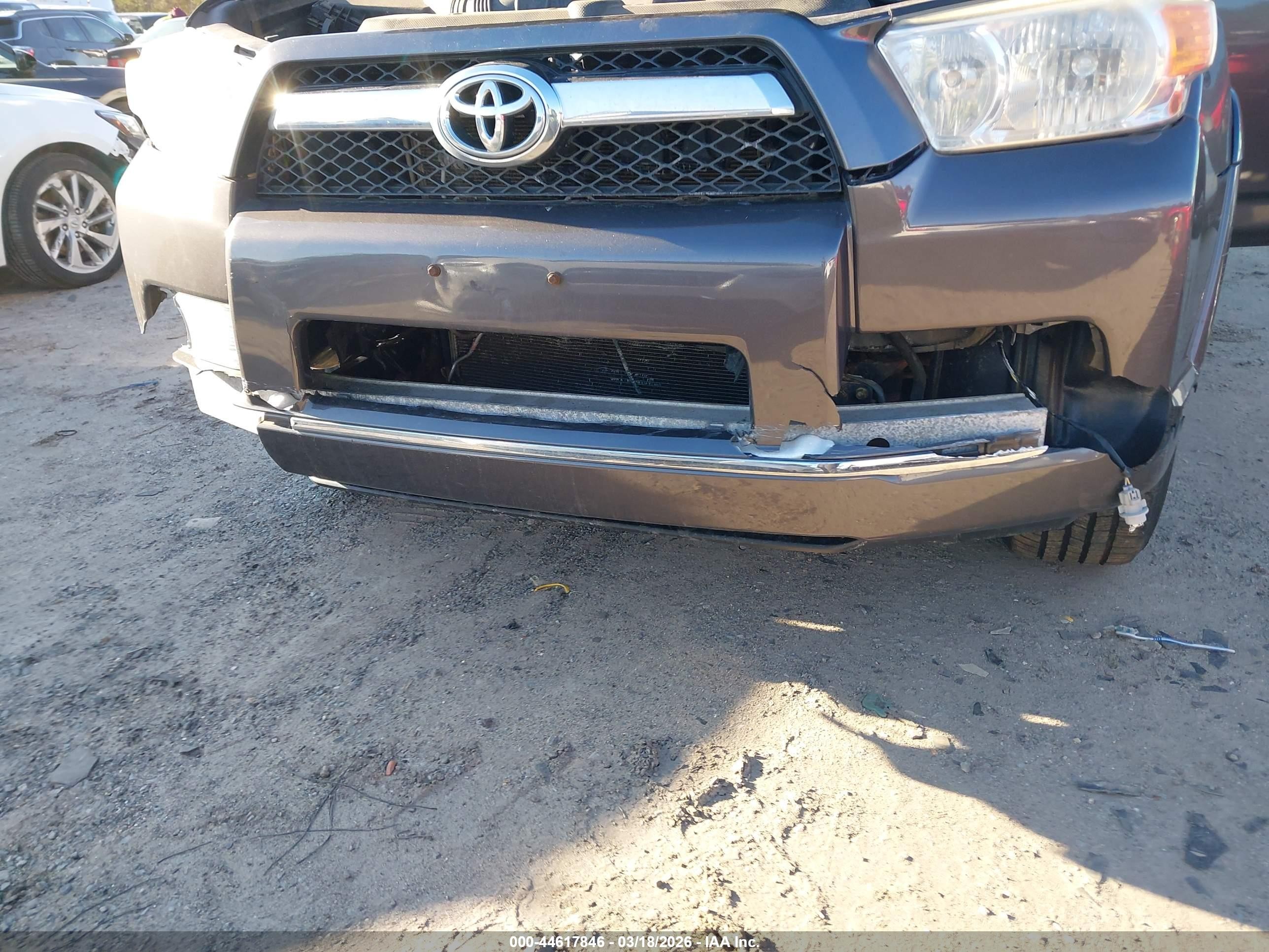 2012 Toyota 4runner Sr5 Серый vin: JTEBU5JR4C5082373