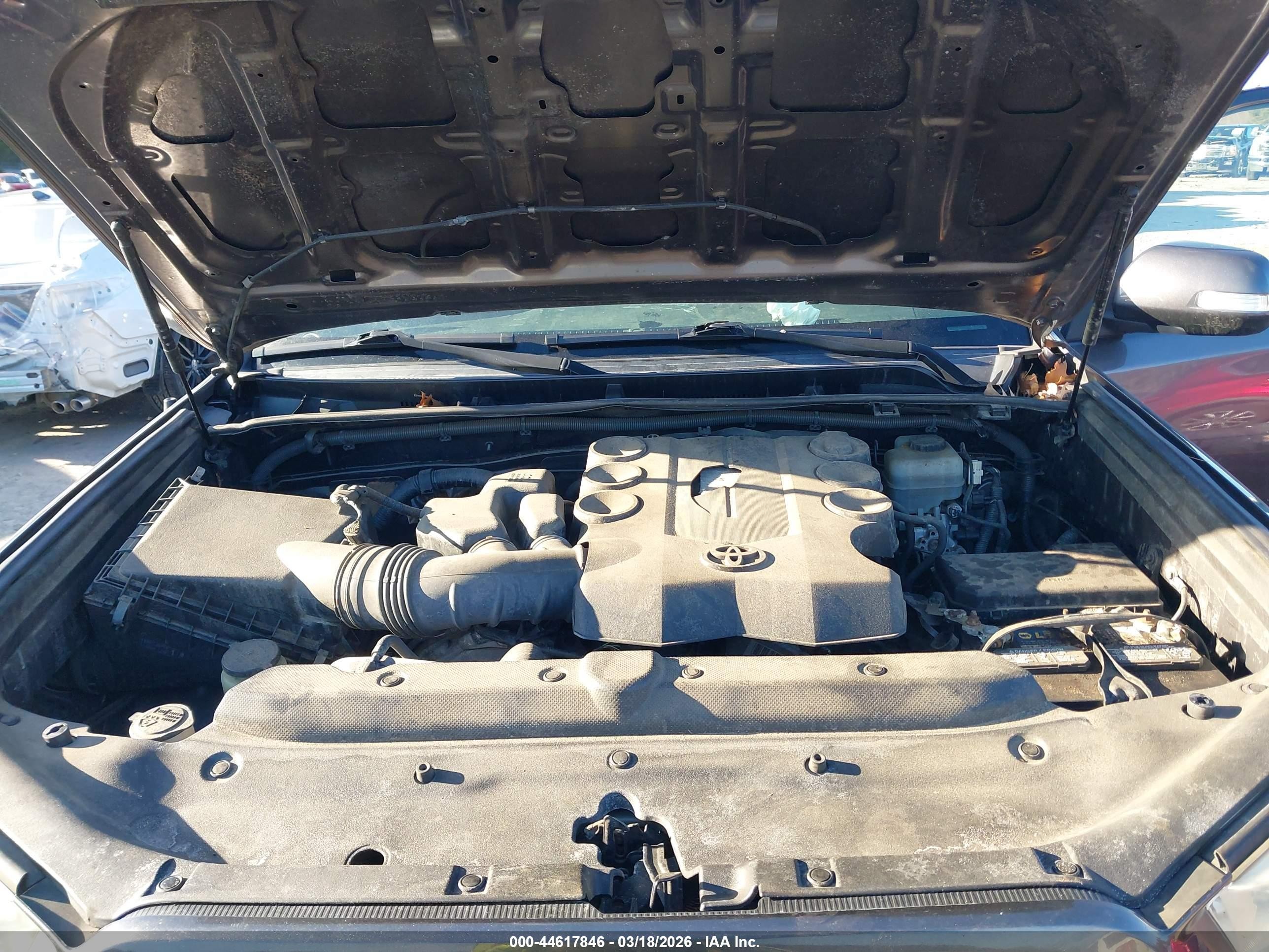 2012 Toyota 4runner Sr5 Серый vin: JTEBU5JR4C5082373