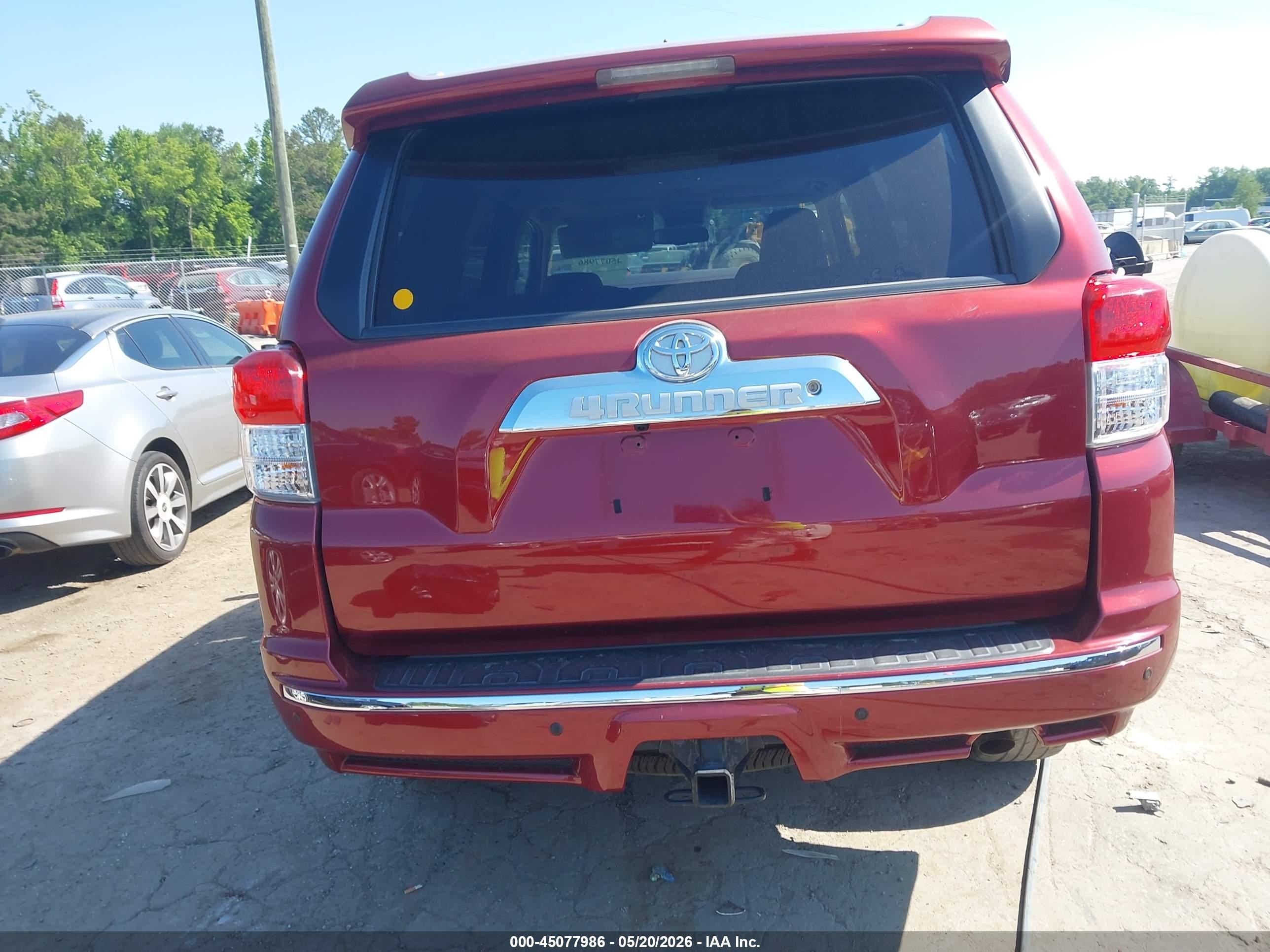 2012 Toyota 4runner Sr5 Red vin: JTEBU5JR4C5094104