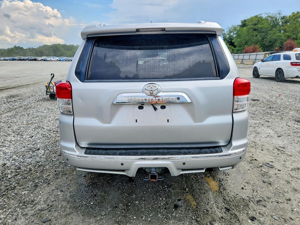 2012 Toyota 4runner Sr5 Silver vin: JTEBU5JR4C5101231