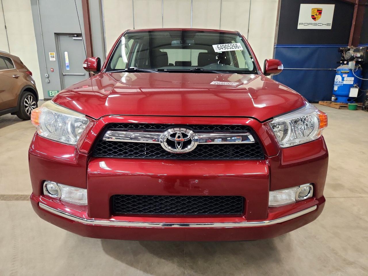 2012 Toyota 4runner Sr5 Red vin: JTEBU5JR4C5108342