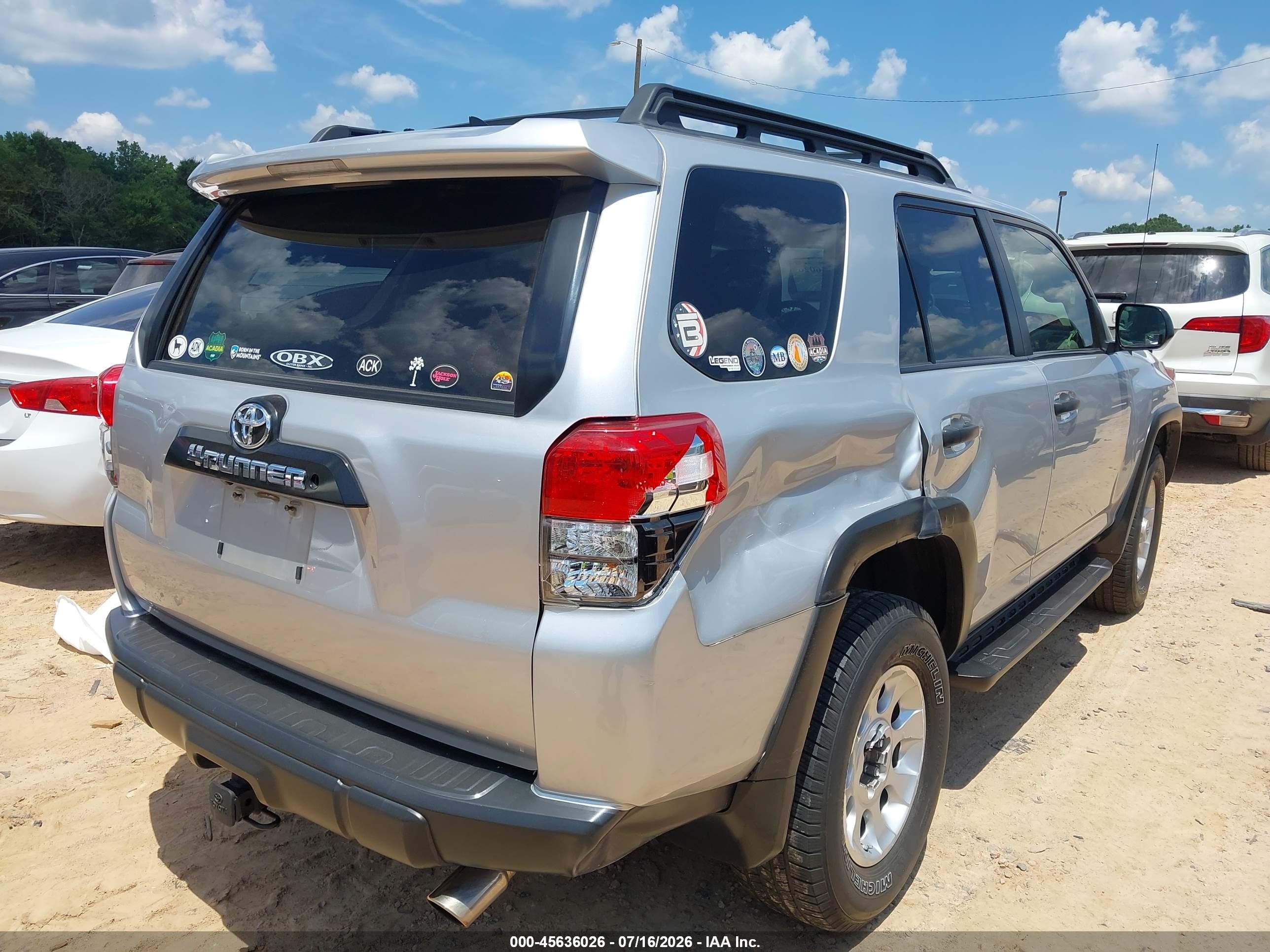 2013 Toyota 4runner Trail Silver vin: JTEBU5JR4D5114708