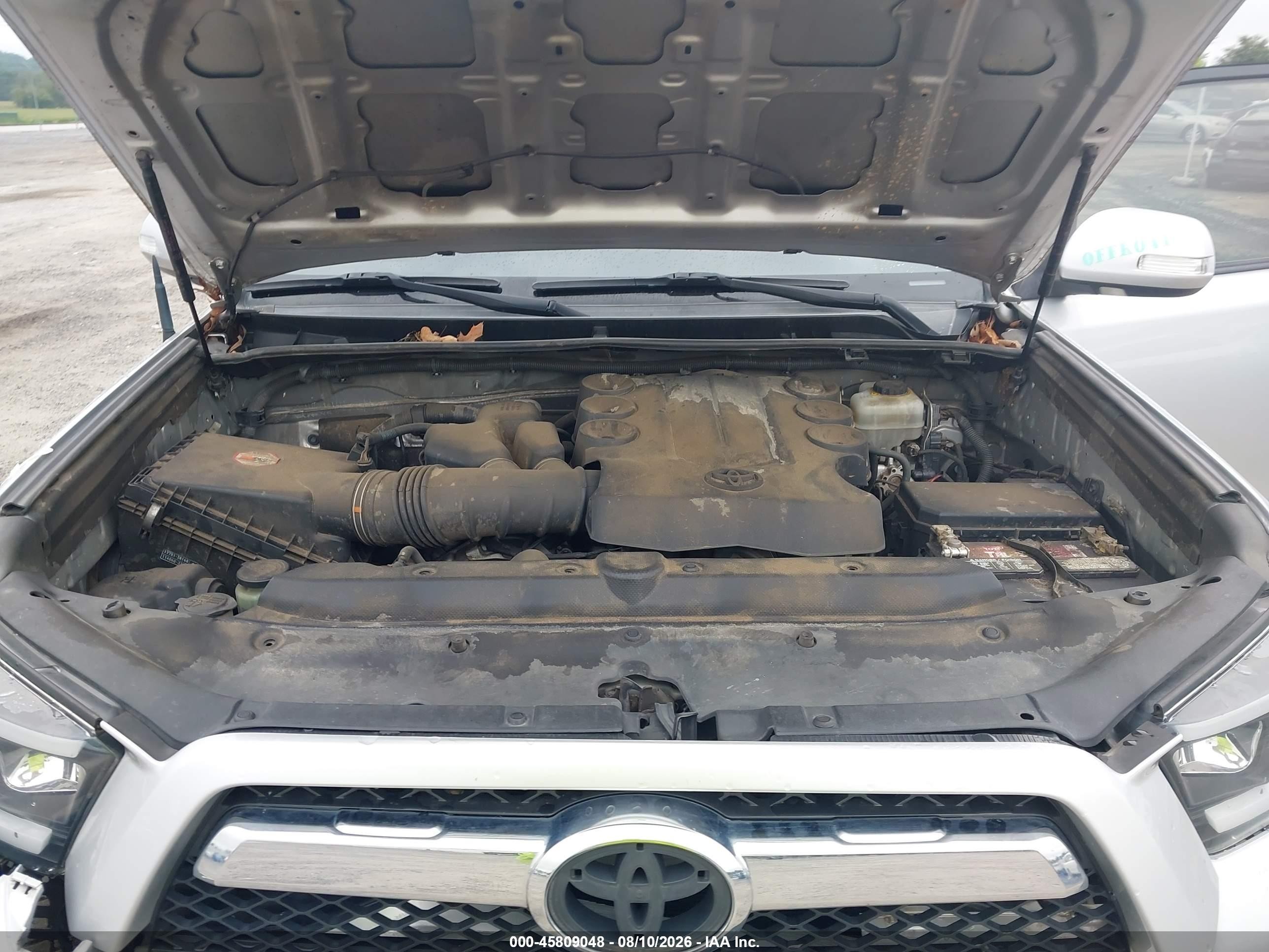 2013 Toyota 4runner Sr5 Silver vin: JTEBU5JR4D5147286