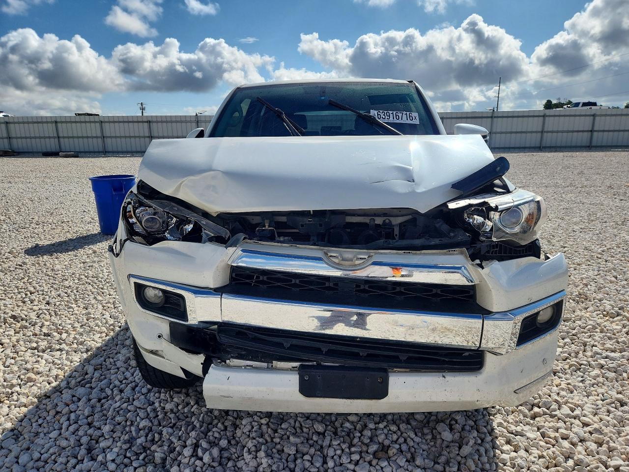 2014 Toyota 4runner 4d 4x2 Белый vin: JTEBU5JR4E5161772