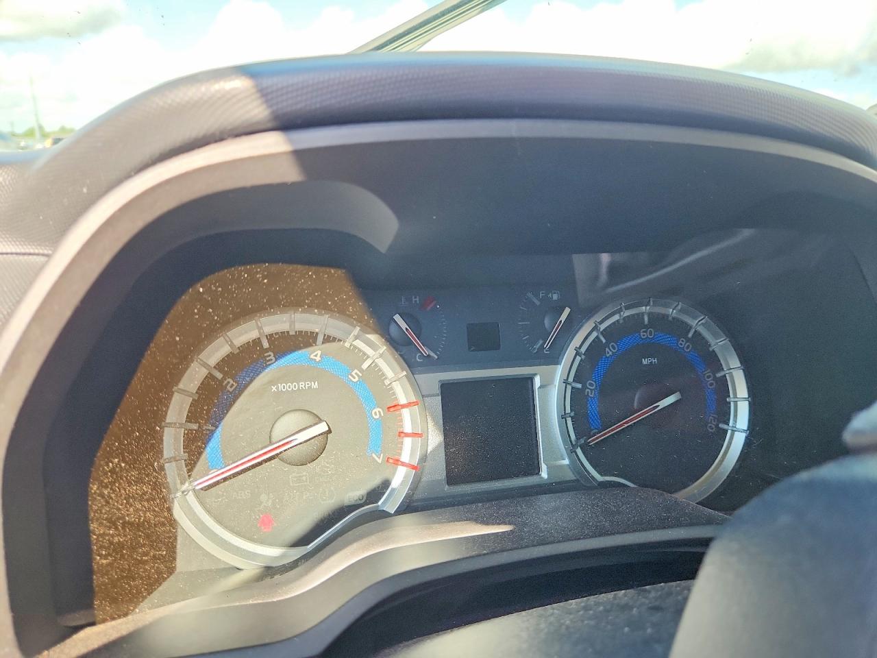2014 Toyota 4runner 4d 4x2 Белый vin: JTEBU5JR4E5161772
