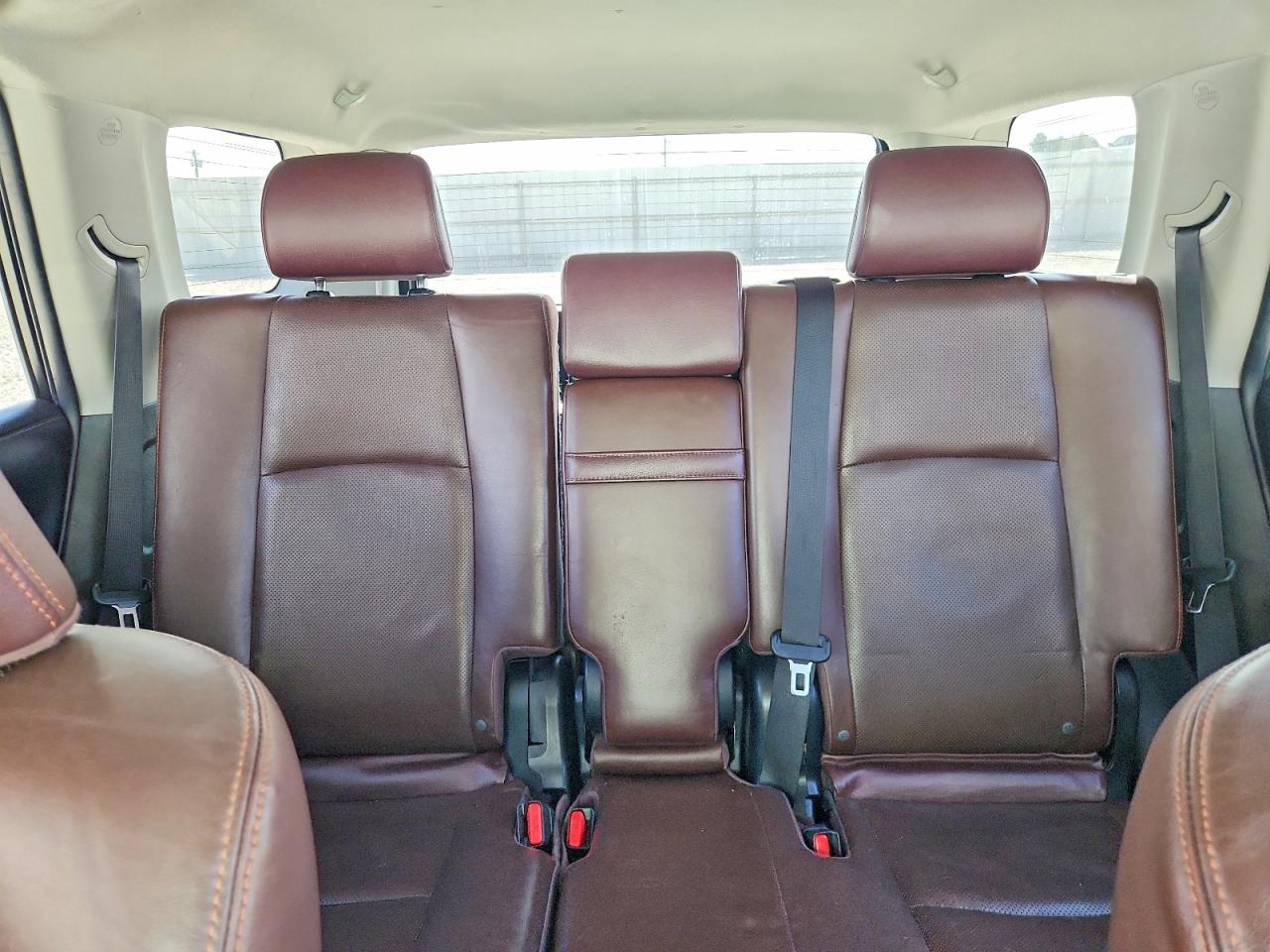 2014 Toyota 4runner 4d 4x2 Белый vin: JTEBU5JR4E5161772