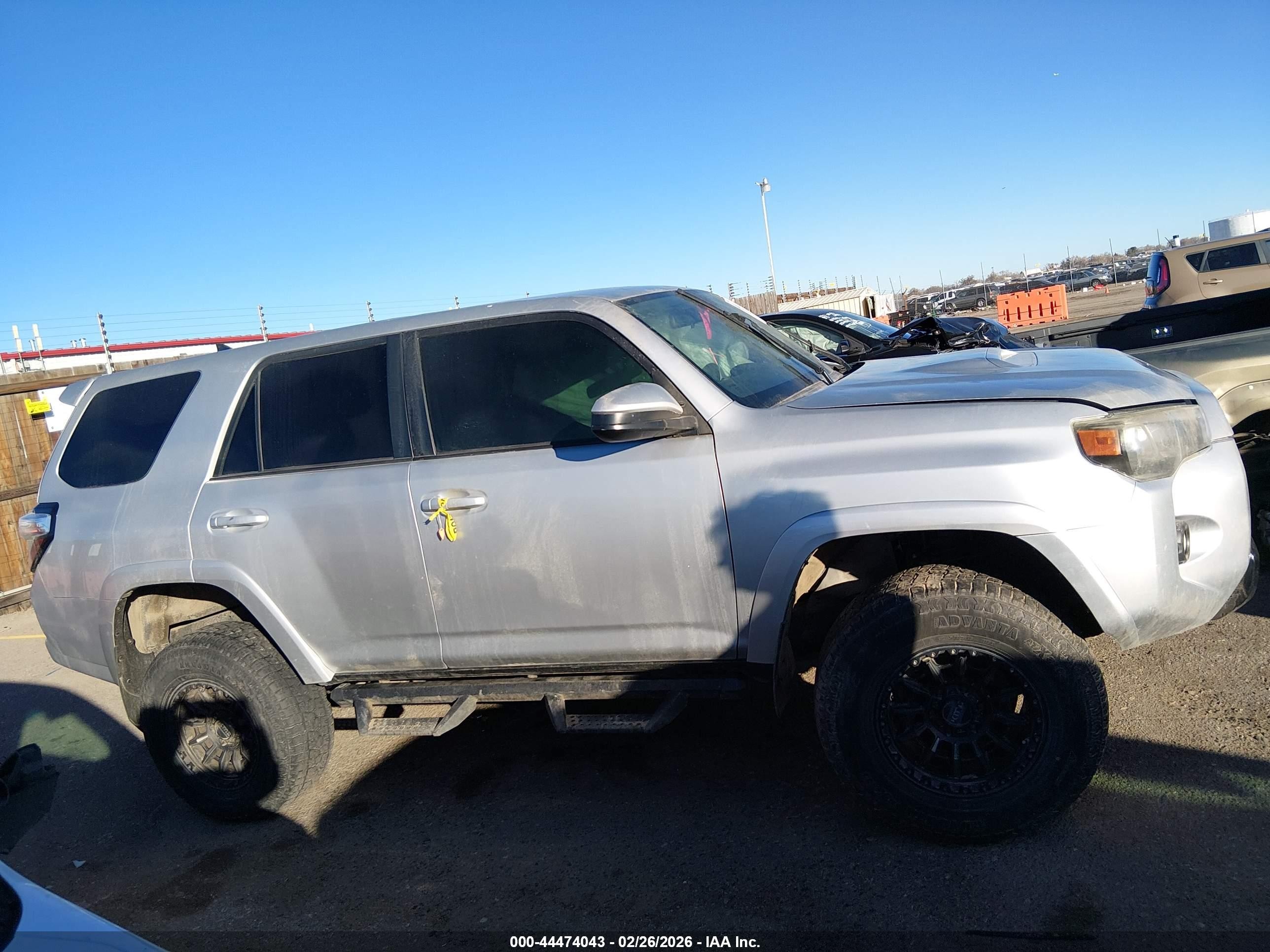 2014 Toyota 4runner Trail Silver vin: JTEBU5JR4E5173372