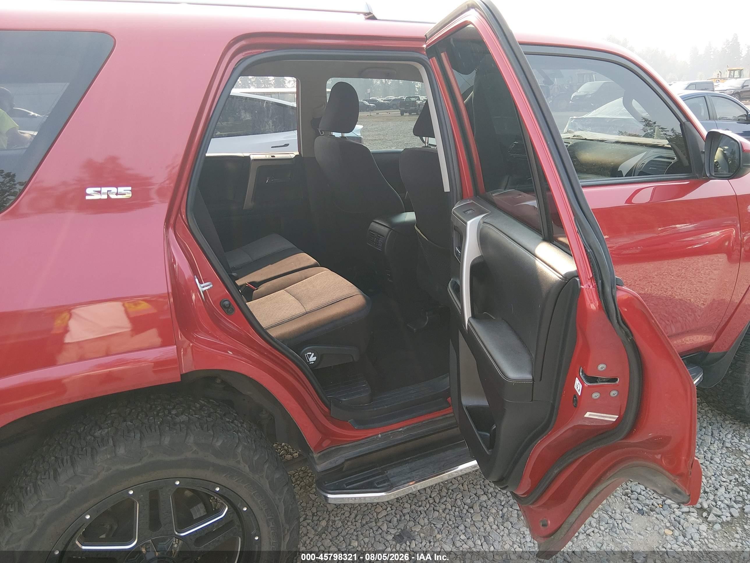 2015 Toyota 4runner Sr5 Красный vin: JTEBU5JR4F5228937